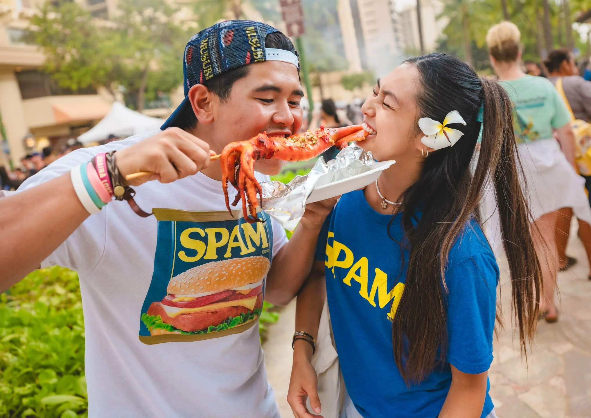 This is your sign

For one night, Kalākaua Ave turns into a street festival filled with SPAM dishes, live entertainment, and thousands of people celebrating Hawaiʻi&rsquo;s most iconic food.

Dont miss out on Waikīkī SPAM JAM
📅 April 25

Save the da
