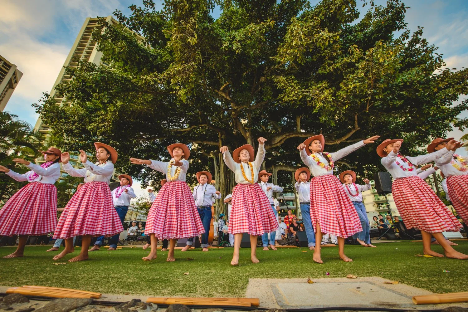 HULA MOUND signature.jpeg