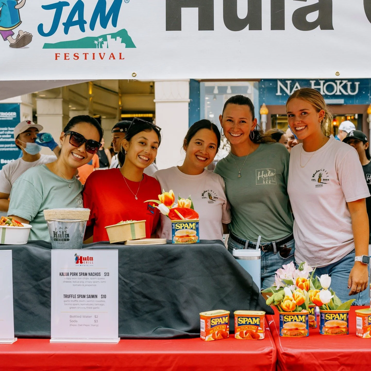 Tomorrow&rsquo;s the day‼️
Waikīkī SPAM JAM is on Saturday, April 25 from 4:00&ndash;10:00 p.m. with three entertainment stages, spamtastic dishes from 25+ restaurants, and the festival drone show at 8:30 p.m. to top off the night.

Catch live entert