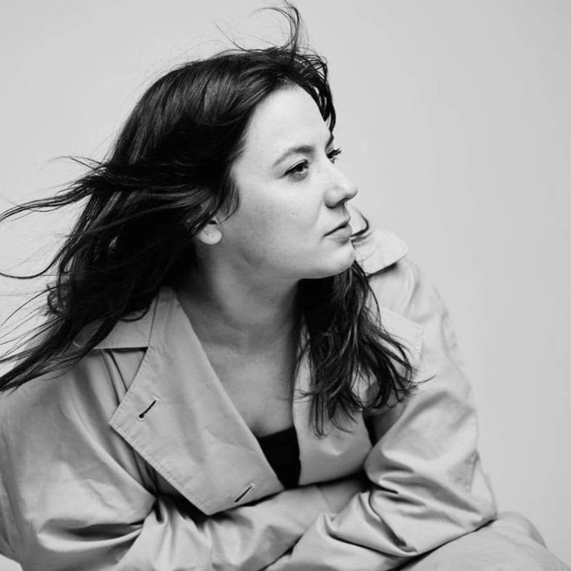 Ensi viikolla starttaa Mukiinmenev&auml;t maanantait - ik&auml;rajaton el&auml;v&auml;n musiikin klubi t&auml;&auml;ll&auml; meid&auml;n Konttorilla, Kellokosken Ruukissa. Ensimm&auml;isen&auml; esiintyj&auml;n&auml; 2.9. tarinankertoja Liila Jokelin