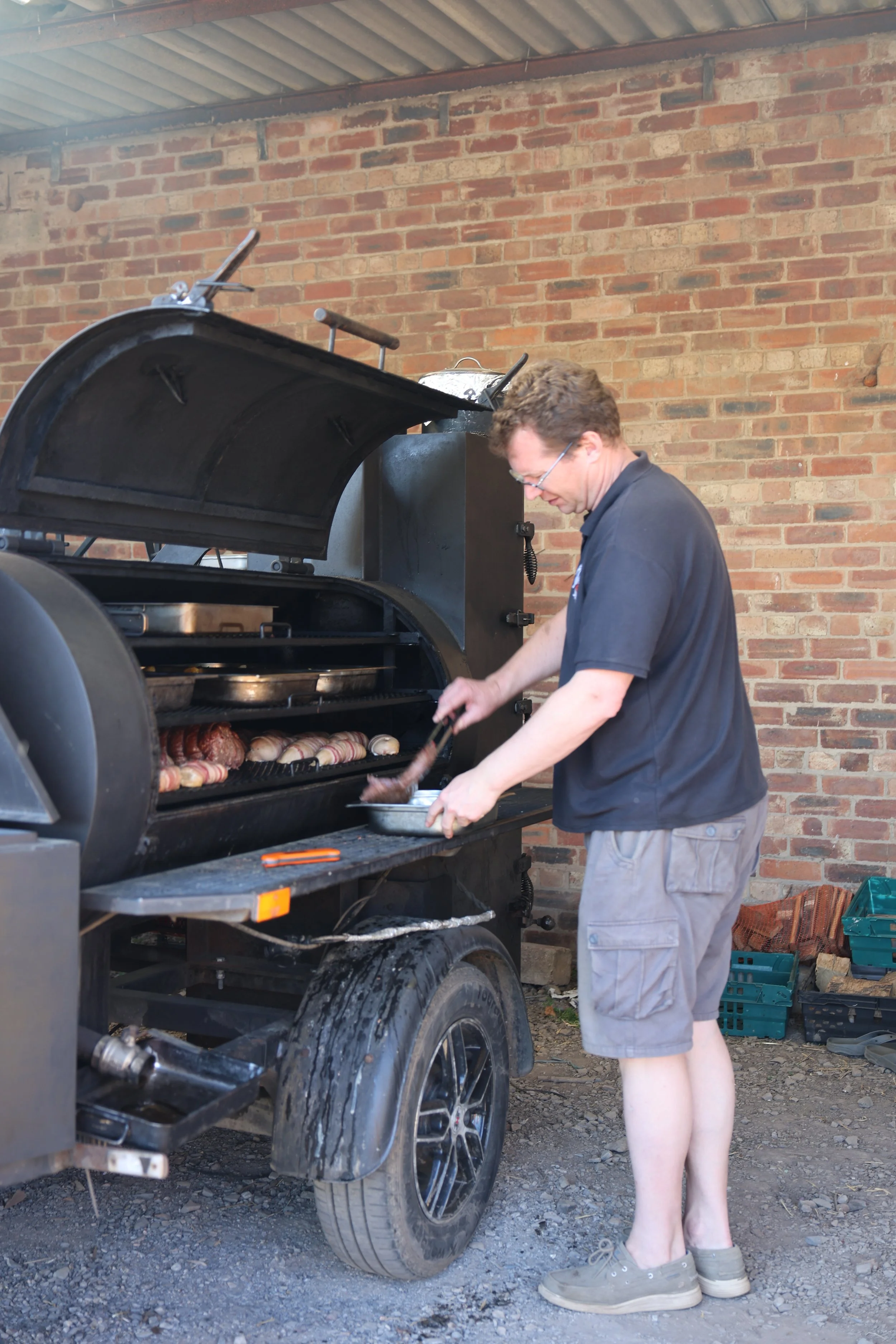 Pete-Chef-FieldFireFork.JPG