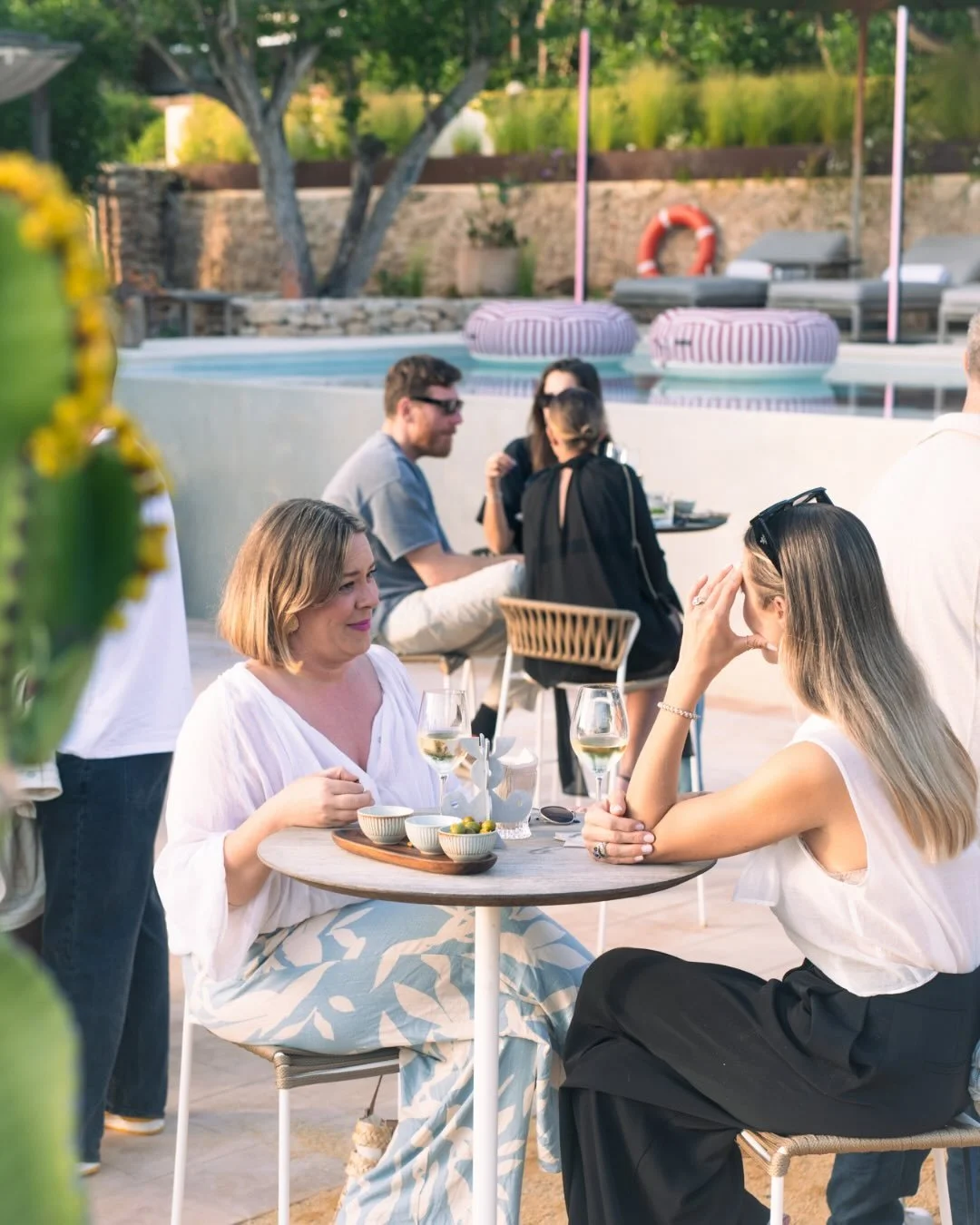 Inside or outside.
By the fireplace or by the pool.
Long lunches in the sun or dinner under the stars.

However you like to spend your time, it will probably end like the last photo.

We look forward to welcoming you.

When will we see you?