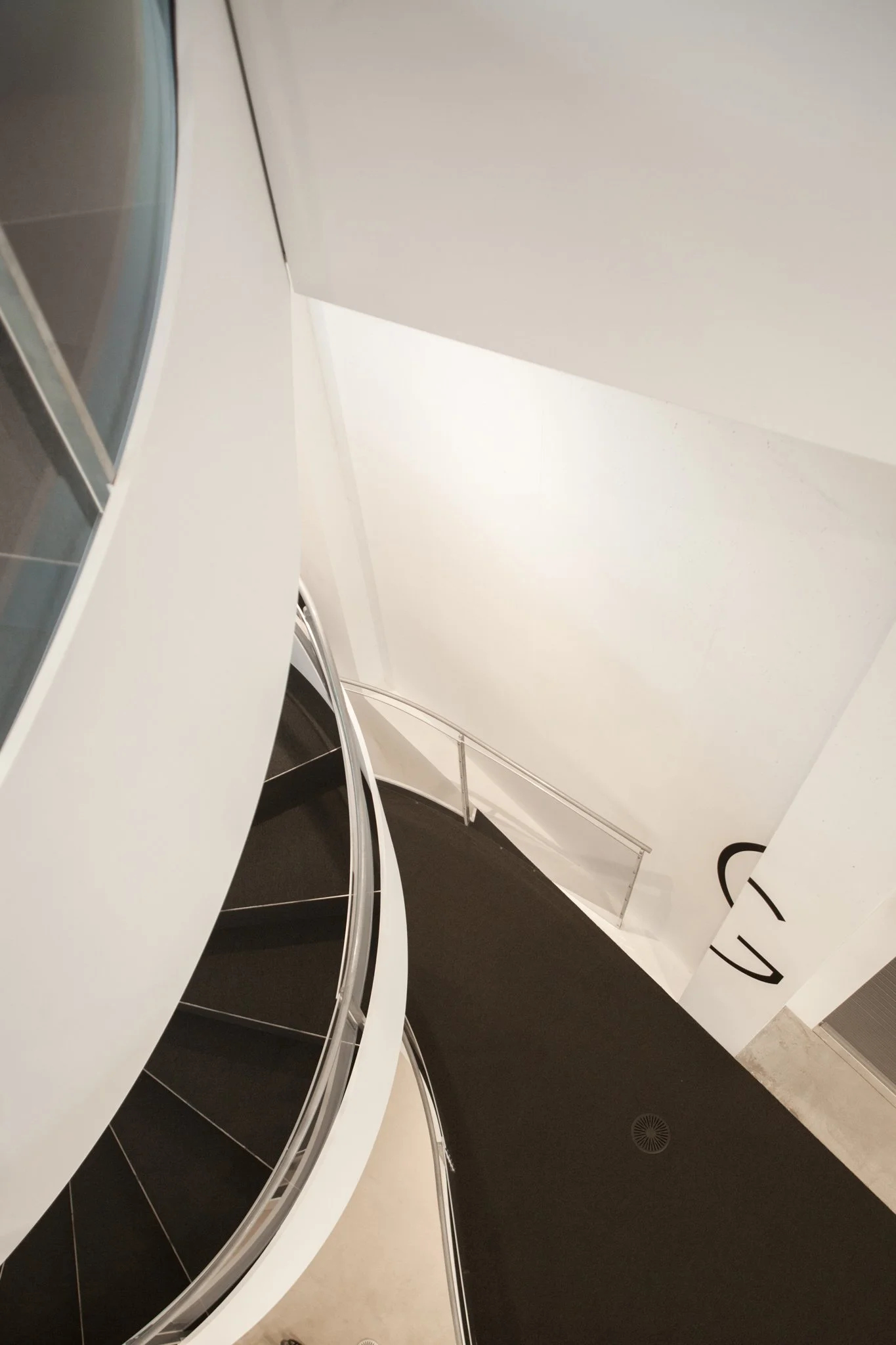 Akihisa Hirata - Ota Library-14.jpg