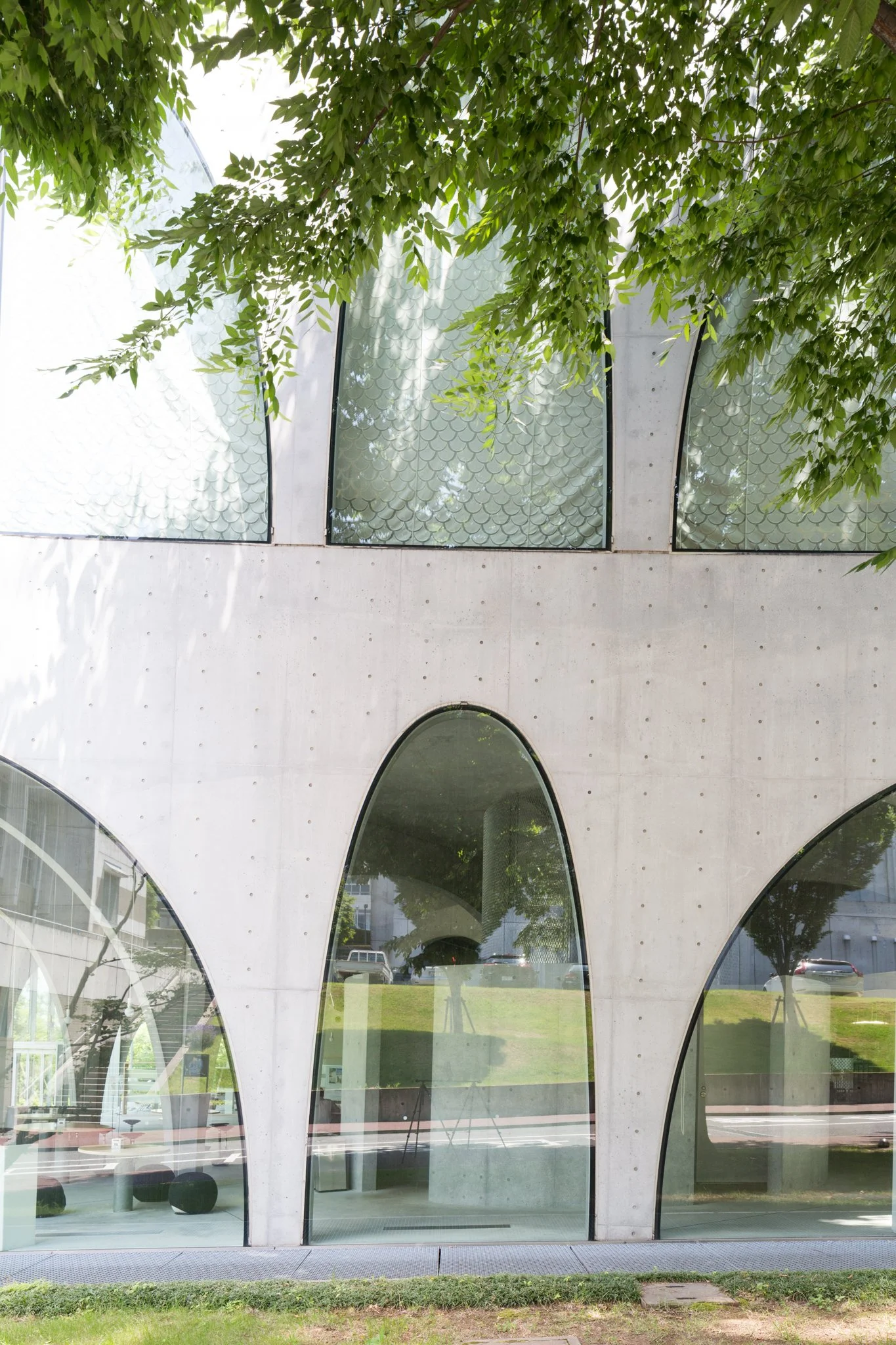Toyo Ito - Tama Art University Library-04.jpg