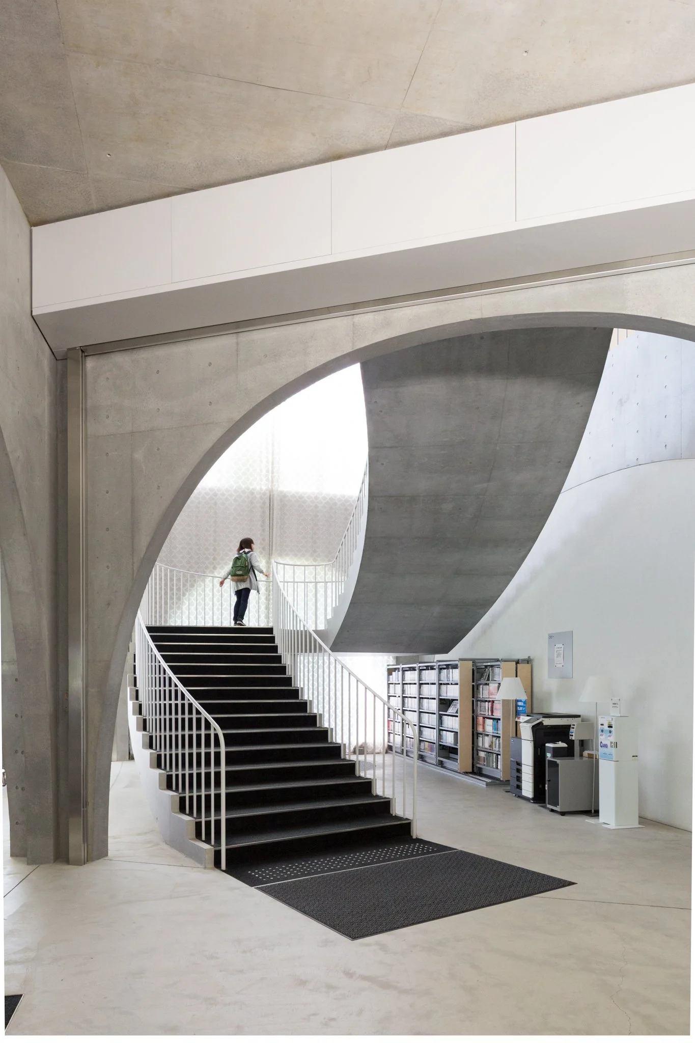 Toyo Ito - Tama Art University Library-11.jpg