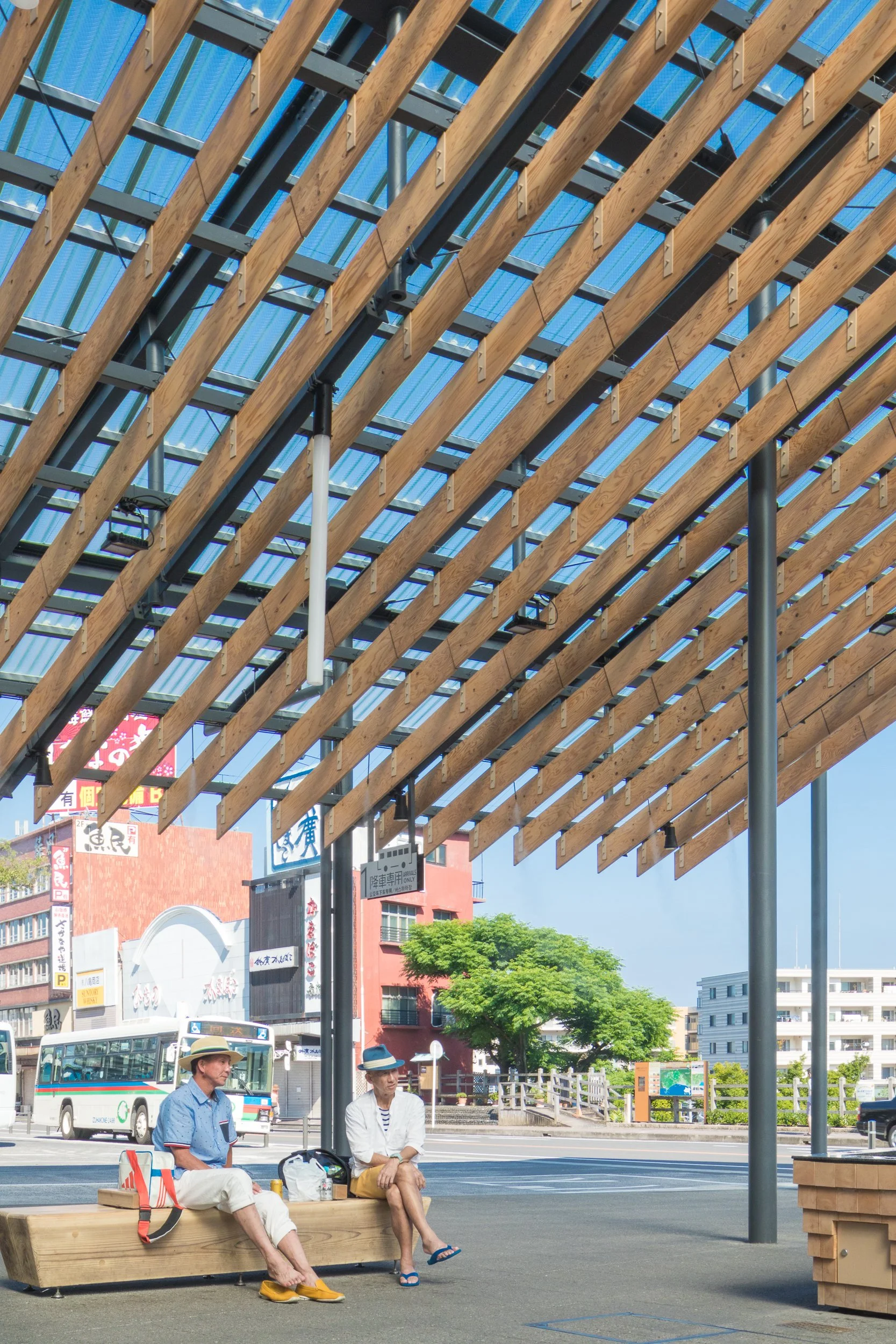 AVH - Atelier Vincent Hecht  - Kengo Kuma - Yugawara Station Square - Copyright 2019 - 1R5A6293 (10).jpg