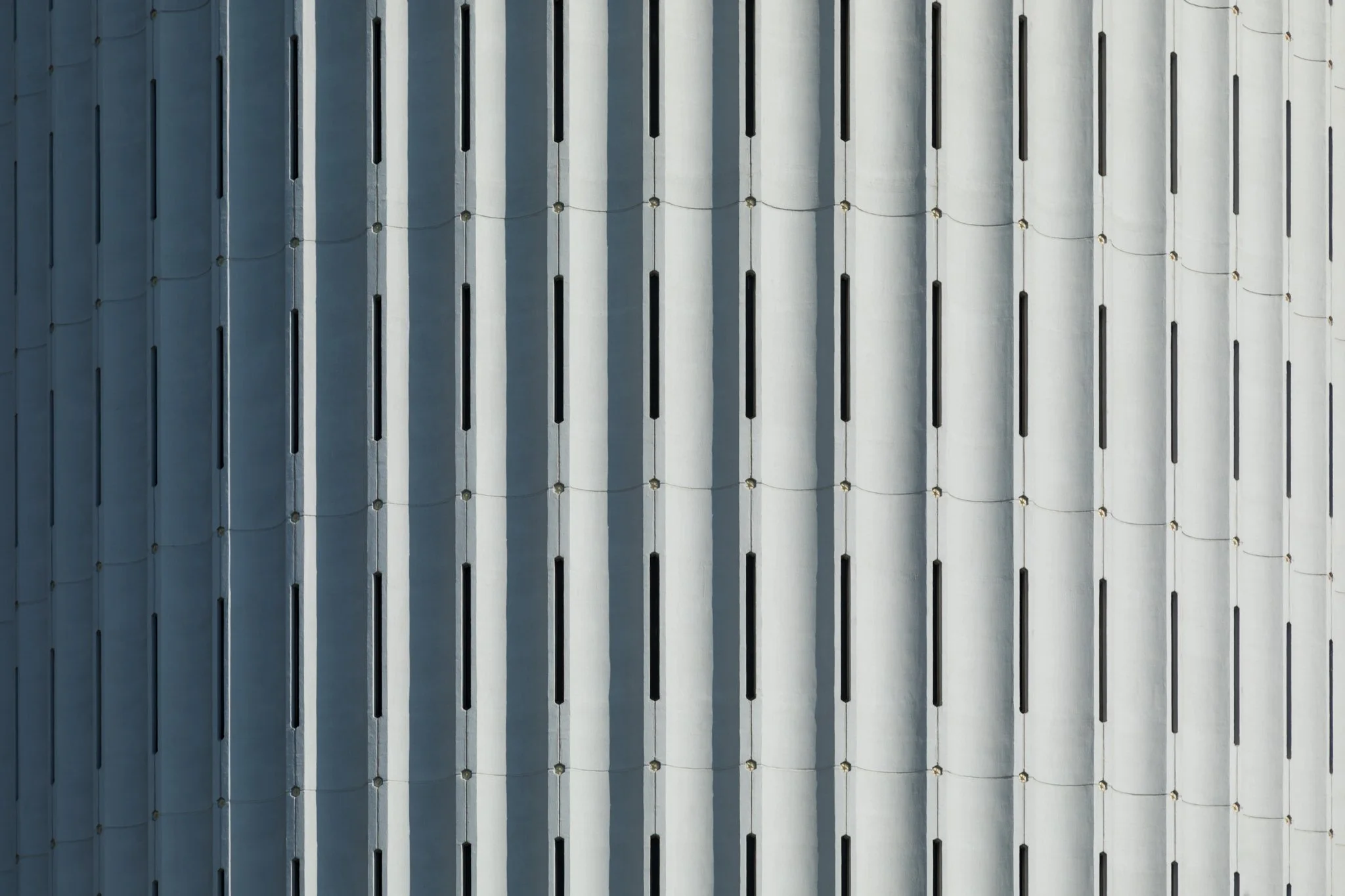 Nikken Sekkei - PalaceSide Building-03.jpg