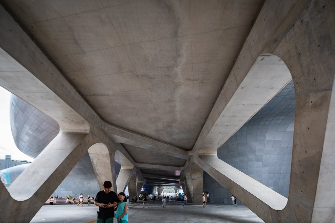 Zaha Hadid - Dongdaemun Desin Park & Plaza Vincent Hecht (1).jpg