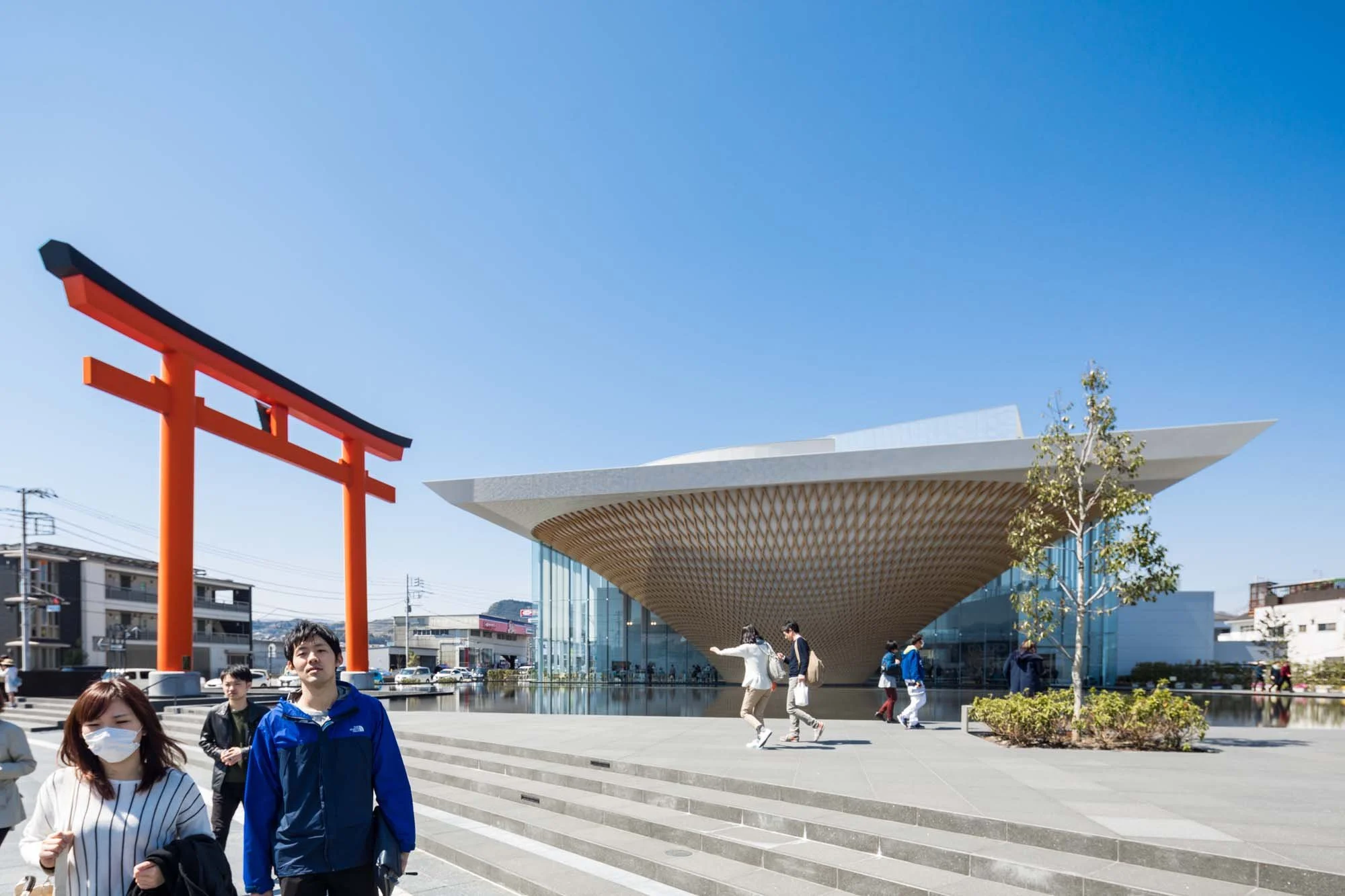 Shigeru Ban - Mt Fuji Visitor Center