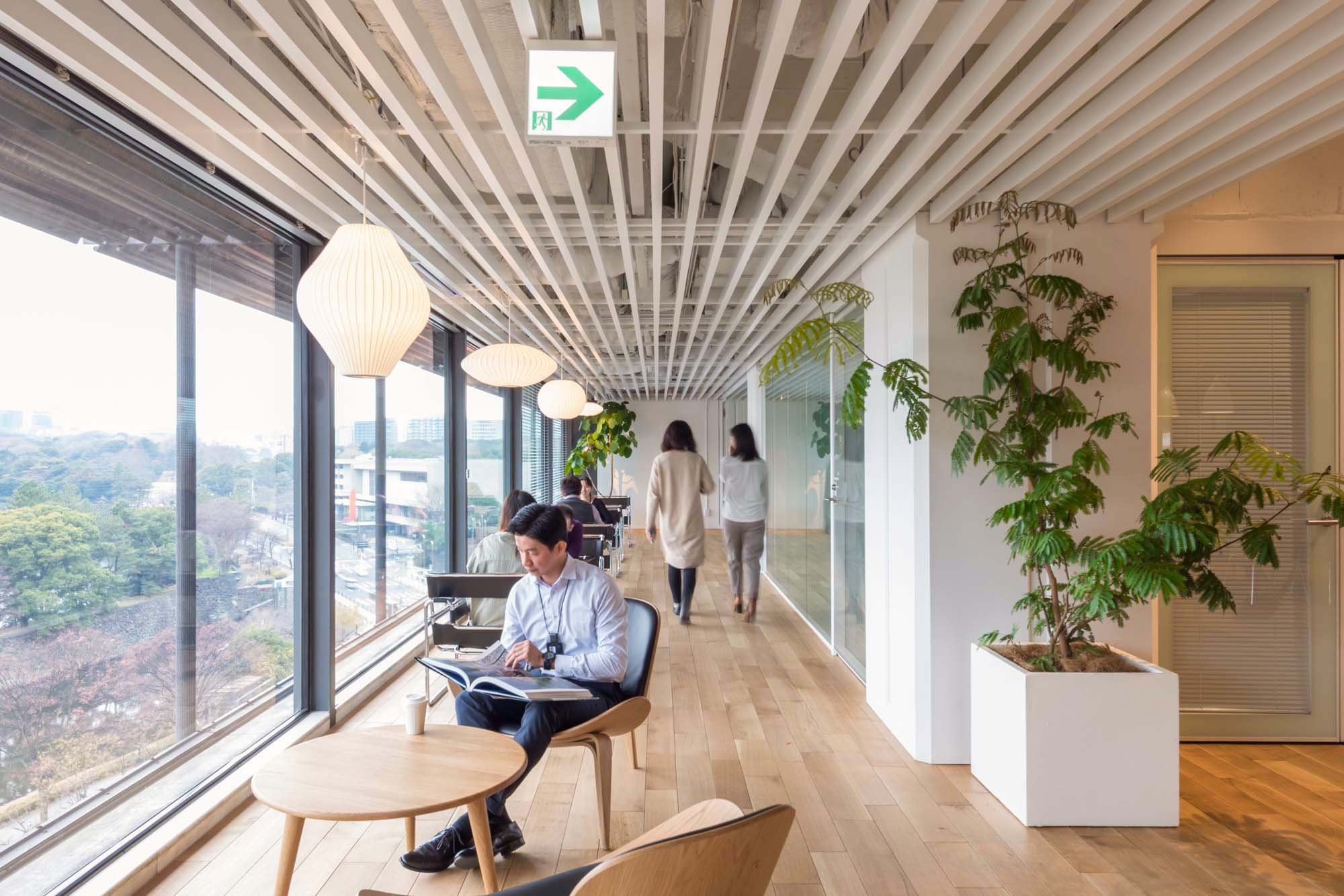 Nikken Sekkei Ldt - Office Space Design Tokyo -(15)