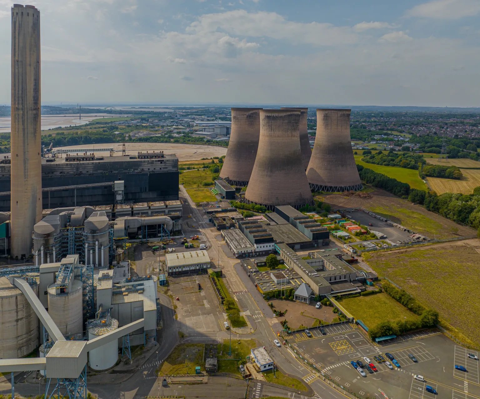 Peel-NRE-Fiddlers-Ferry-Cooling-Towers copy.jpg
