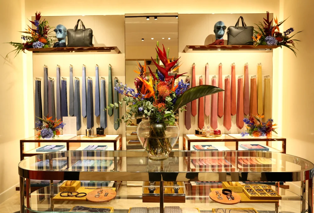 Ferragamo-store-2.JPG