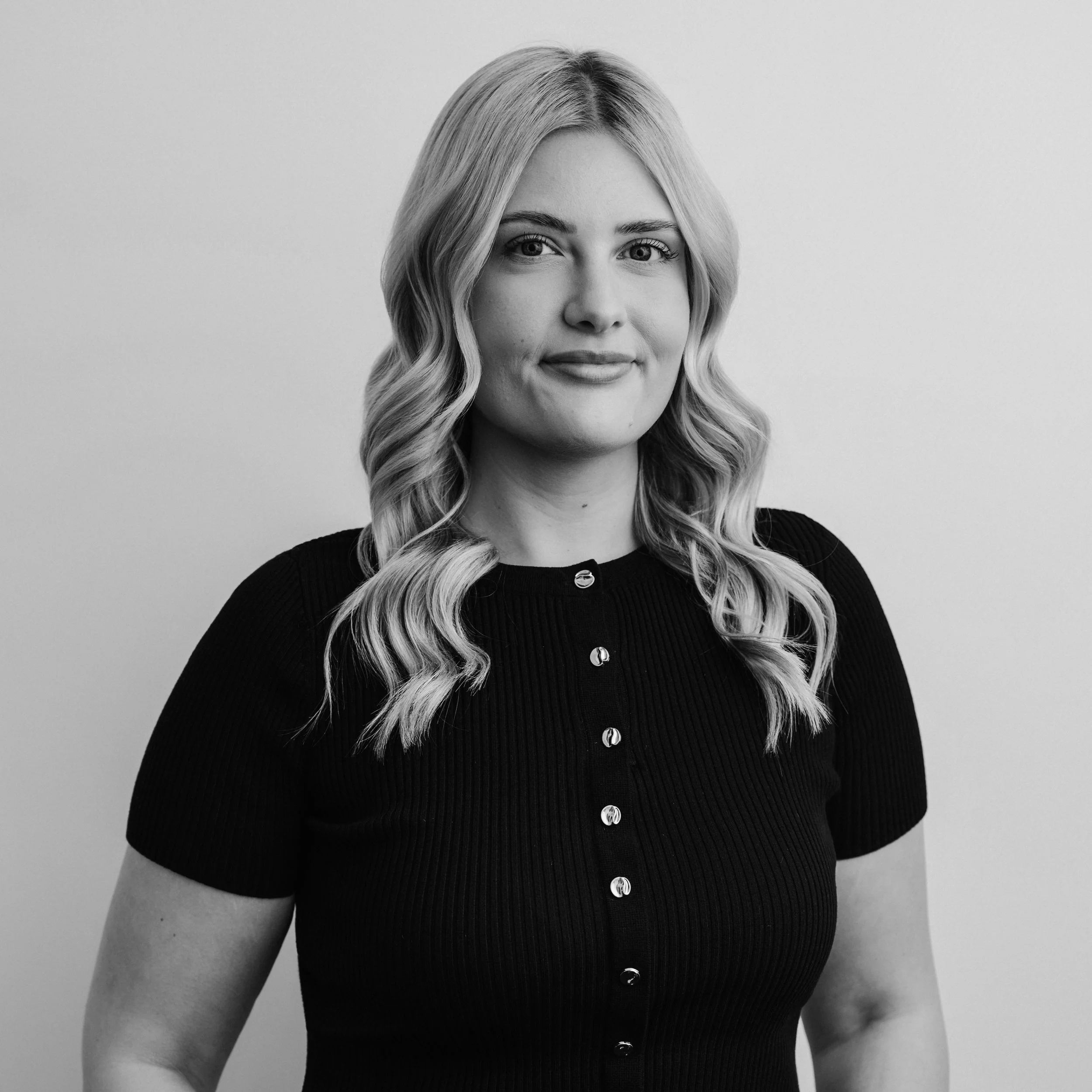 Tina Karras <span>Legal Assistant</span>