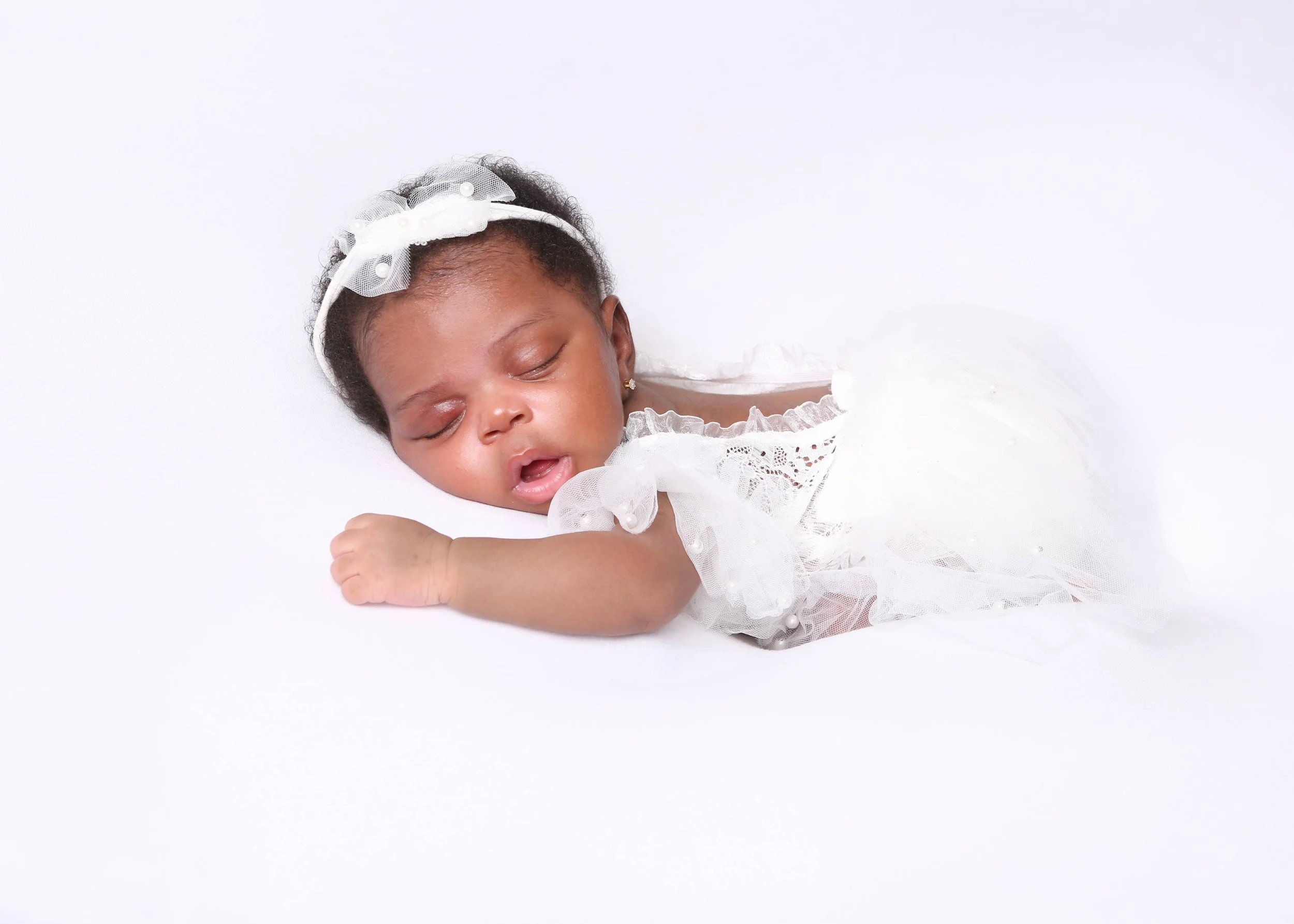Newborn Photography in Enfield: Everything You Need to Know Before Your Baby’s First Photoshoot