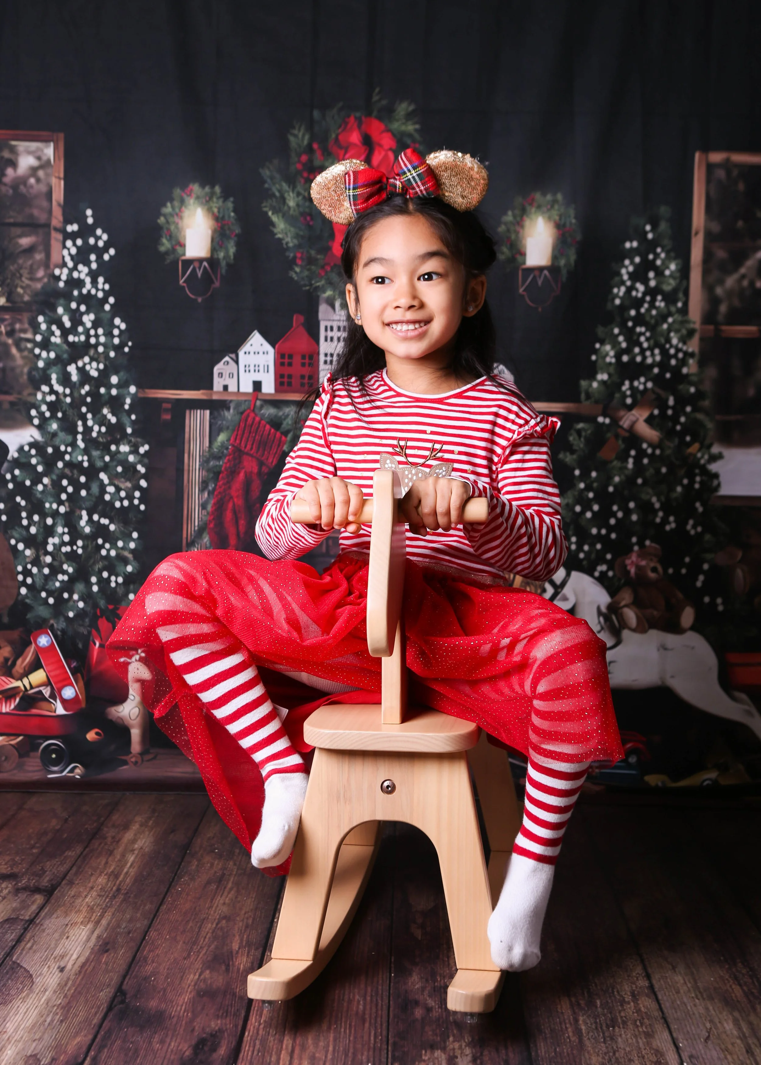 Sabrina - Xmas mini-4.jpg