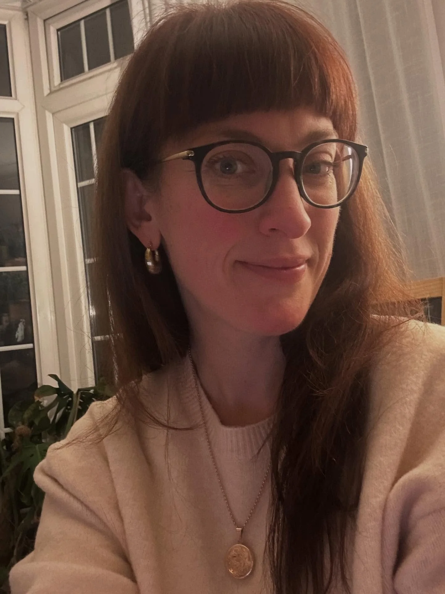 🌌As 2025 draws to a close, I&rsquo;m getting ready for 2026 &amp; thinking about how I want to begin the year creatively, with intent!! 🎨
.
🪐In January, I&rsquo;ll be running my Creative Beans Kickstart - 
a small 1:1 creative support container fo