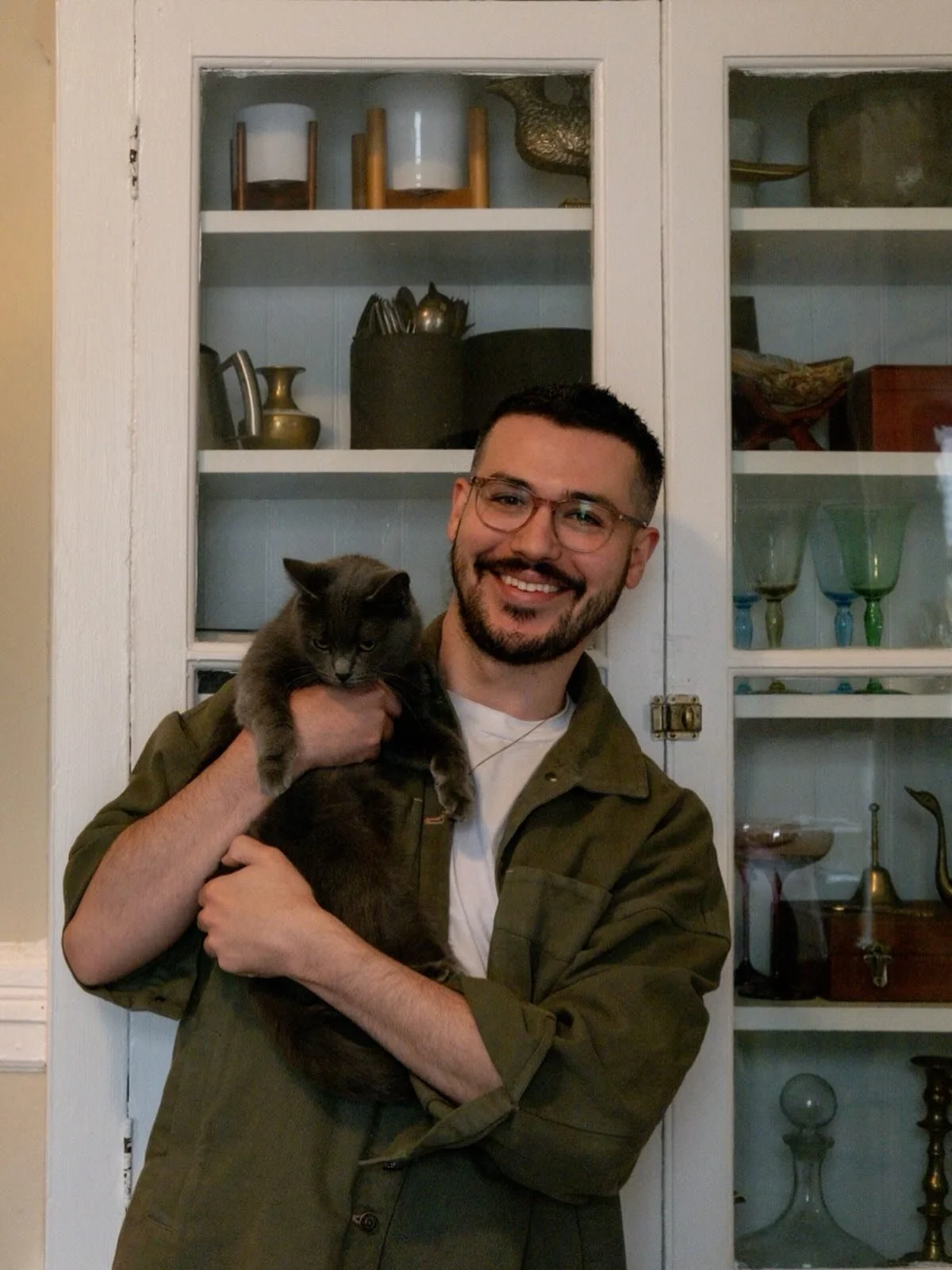 Margo and I are ready to make your dream space a reality 🖼️🐈&zwj;⬛ 💖🎨

Spring has arrived in Maine and we're bursting with inspiration! 🛋️ 🌸Before the summer rush, is there a part of your home you&rsquo;re hoping to refresh? I offer design pack