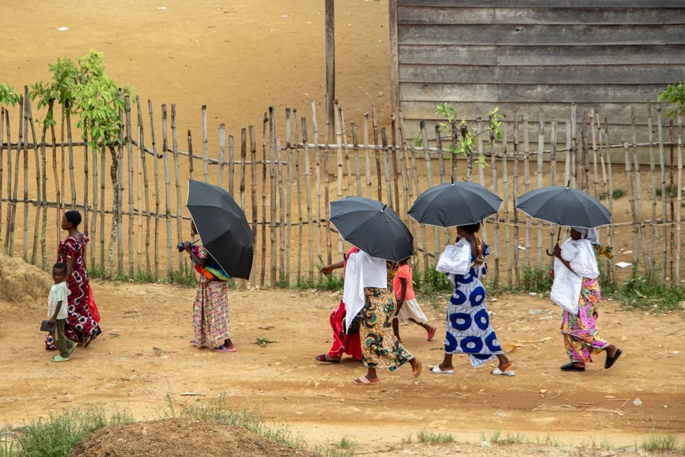 Image of patients getting to the general hospital in Walikale, Democratic Republic of Congo