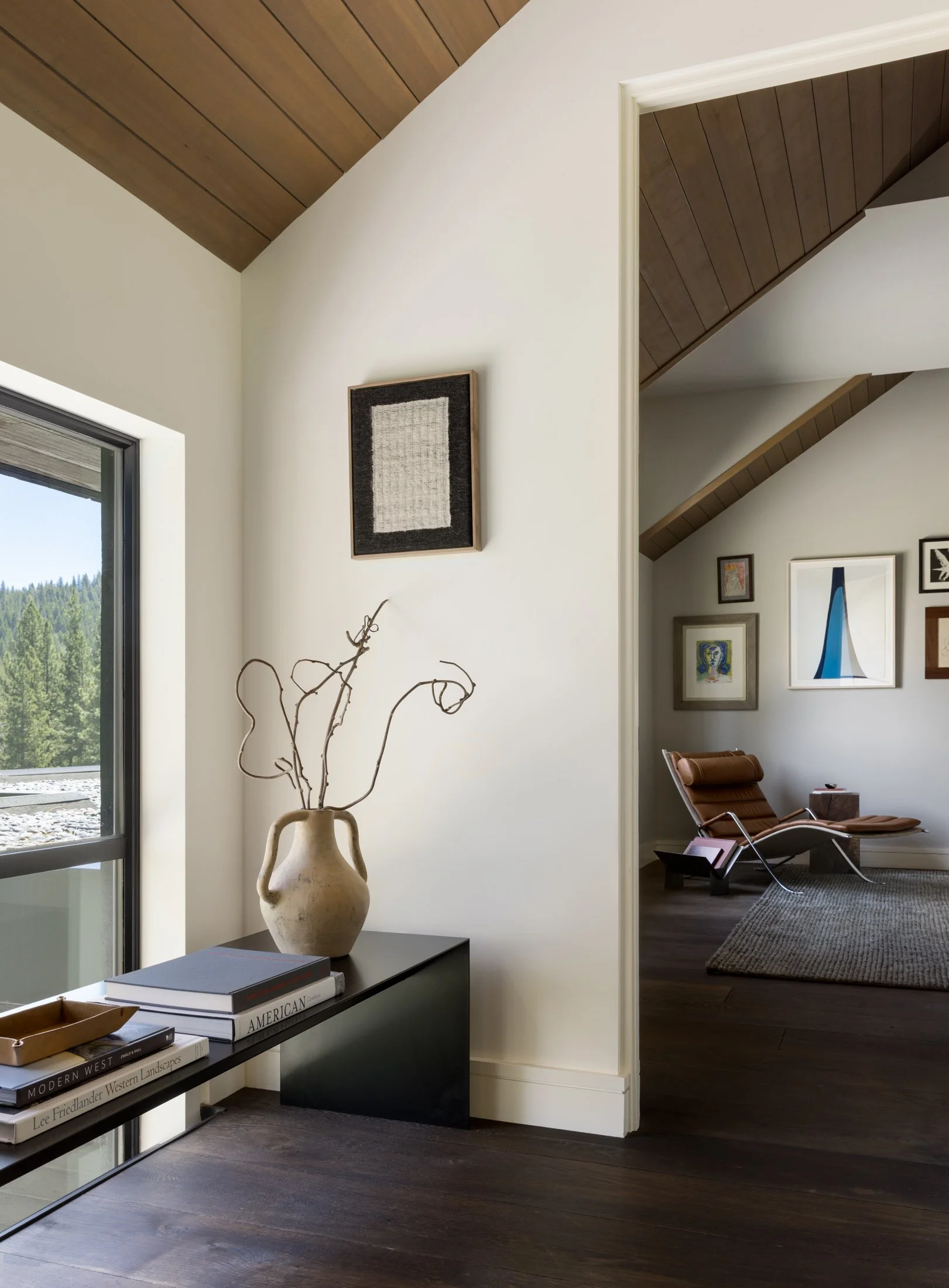 8469_Newhall_dr_0305-Edit_web.jpg