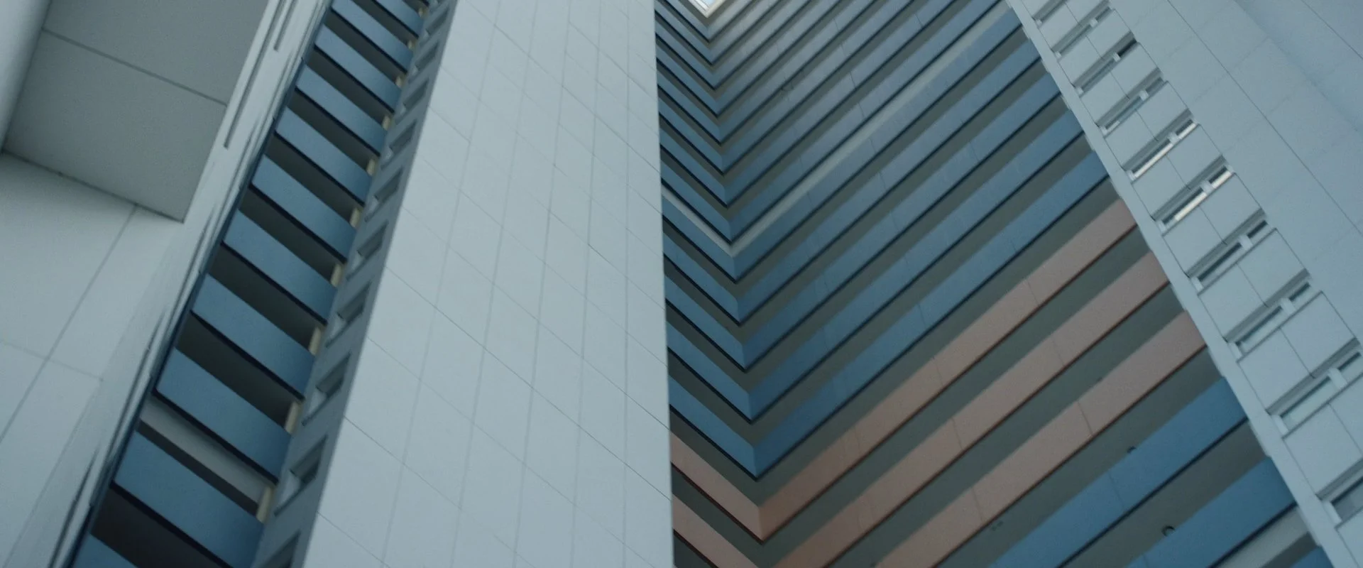 Still 2025-08-21 164959_1.1.2.jpg