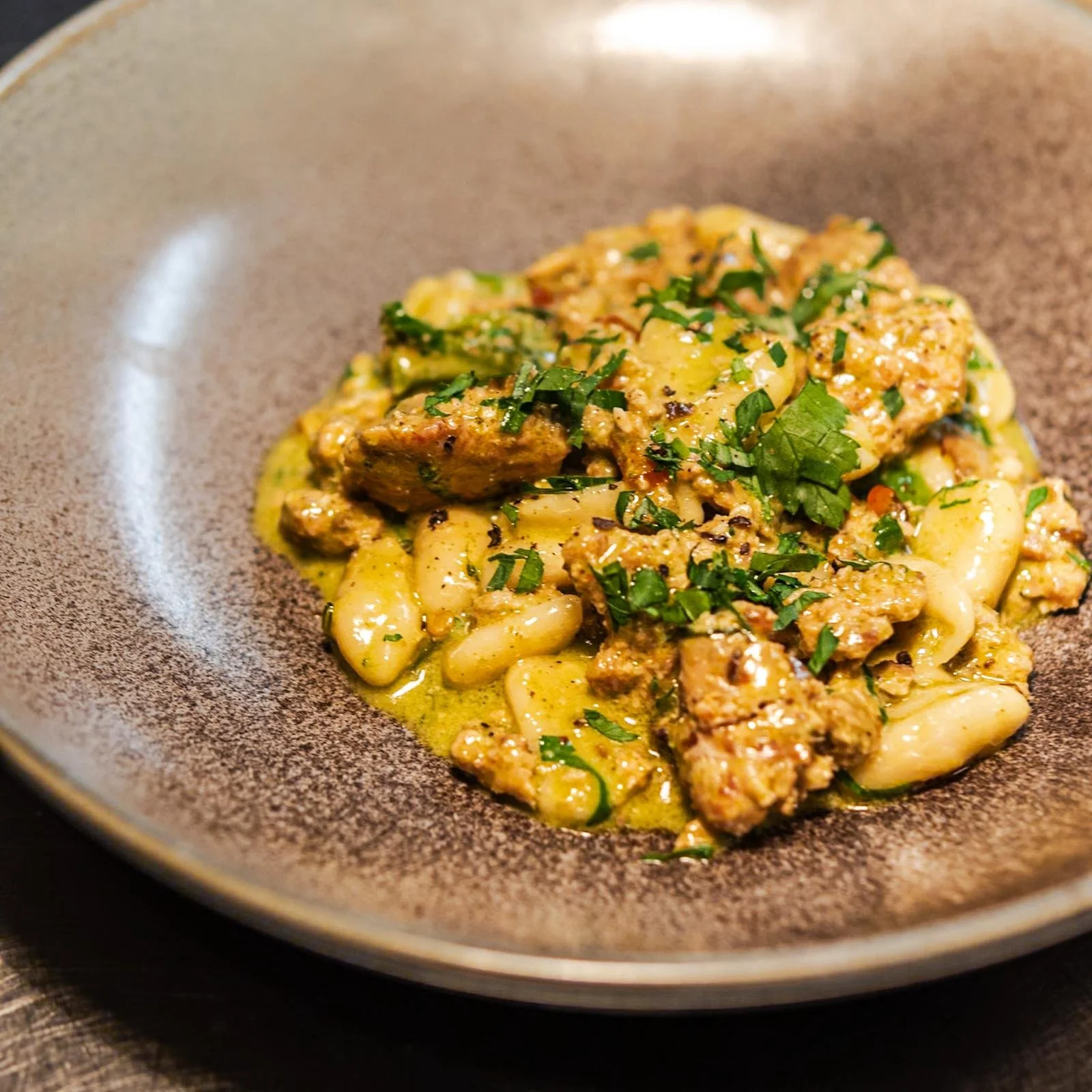 -𝙎𝙐𝙉𝘿𝘼𝙔-

Today, we are celebrating Christmas by not cooking a roast! Too much turkey has been had by all, we're sure...

Join us today and enjoy hearty plates of fresh homemade pasta, pork ribs, seafood and much more! Book online, on the phone