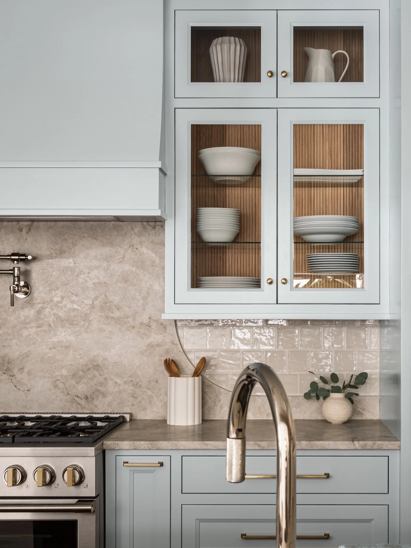 Soft Blue - a breath of fresh air in kitchen form. Can you just feel the relaxing slow morning coffee?