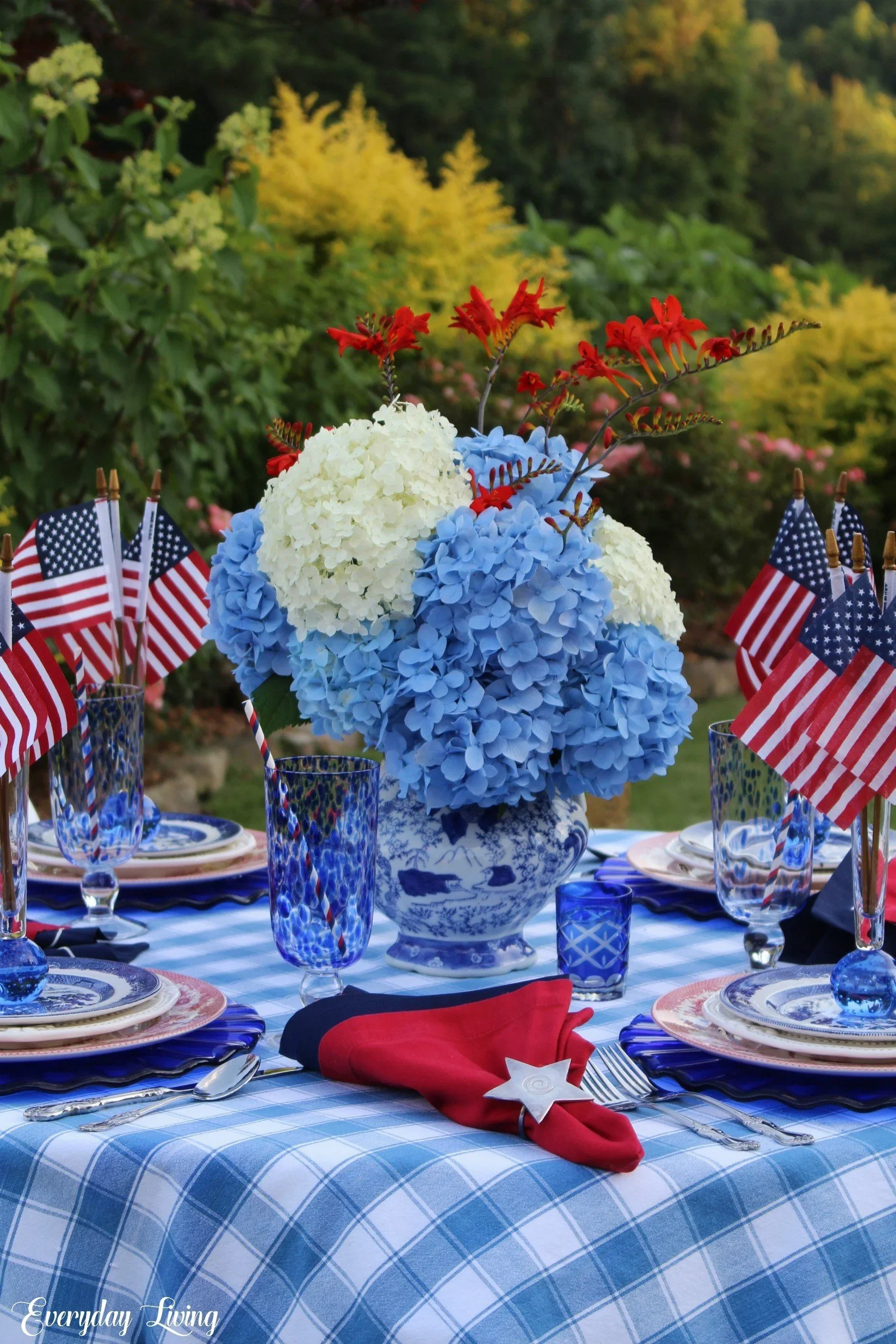 Designing a Memorable Memorial Day: Stylish Celebrations in Red, White &amp; Blue