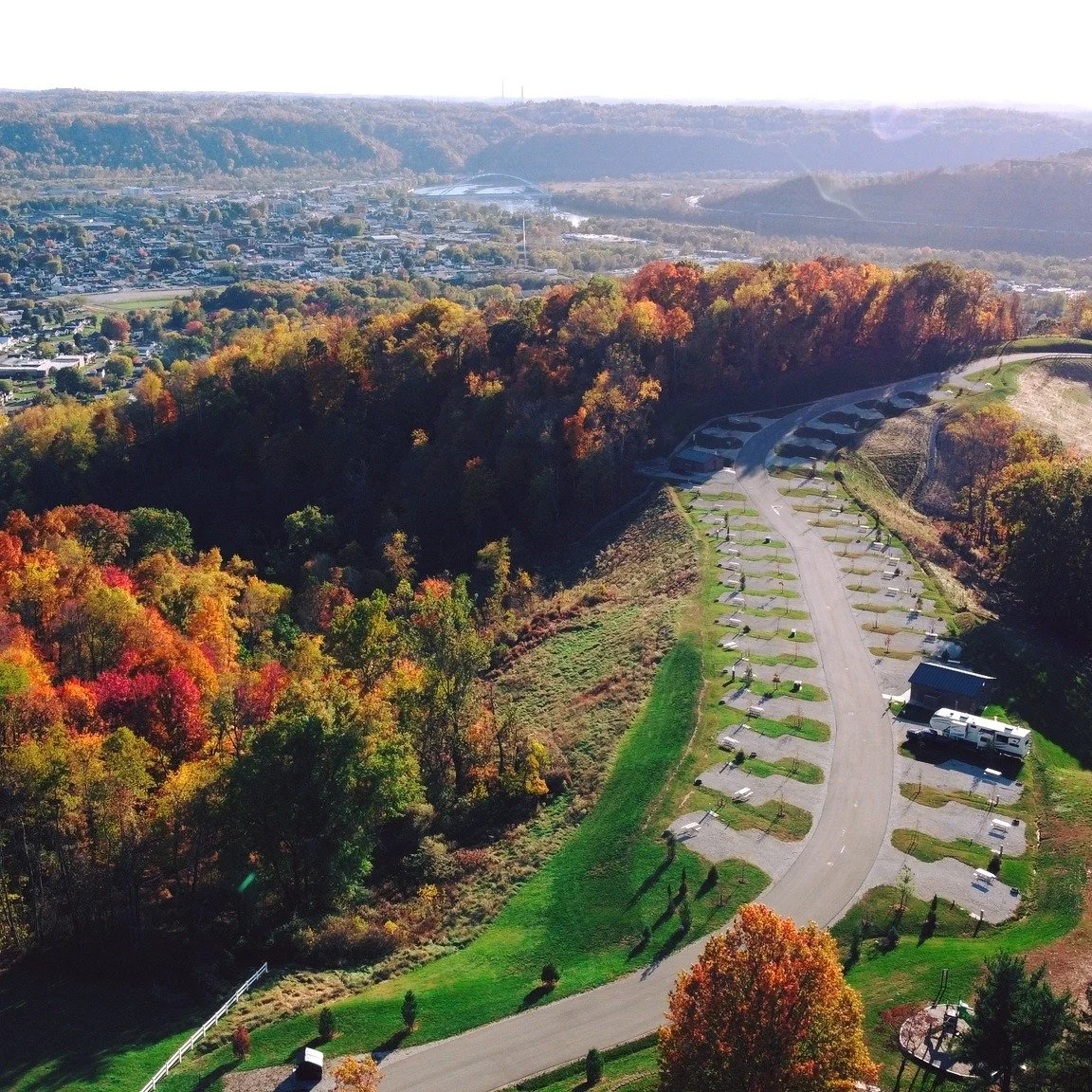 Just a few weeks until our hills are covered in warm autumn hues 🍂😍

Have you planned your getaway to explore the fall foliage of West Virginia this season? Plan your visit today at VisitMoundsville.com 📌

#VisitMoundsville #MoundsvilleWV #WestVir