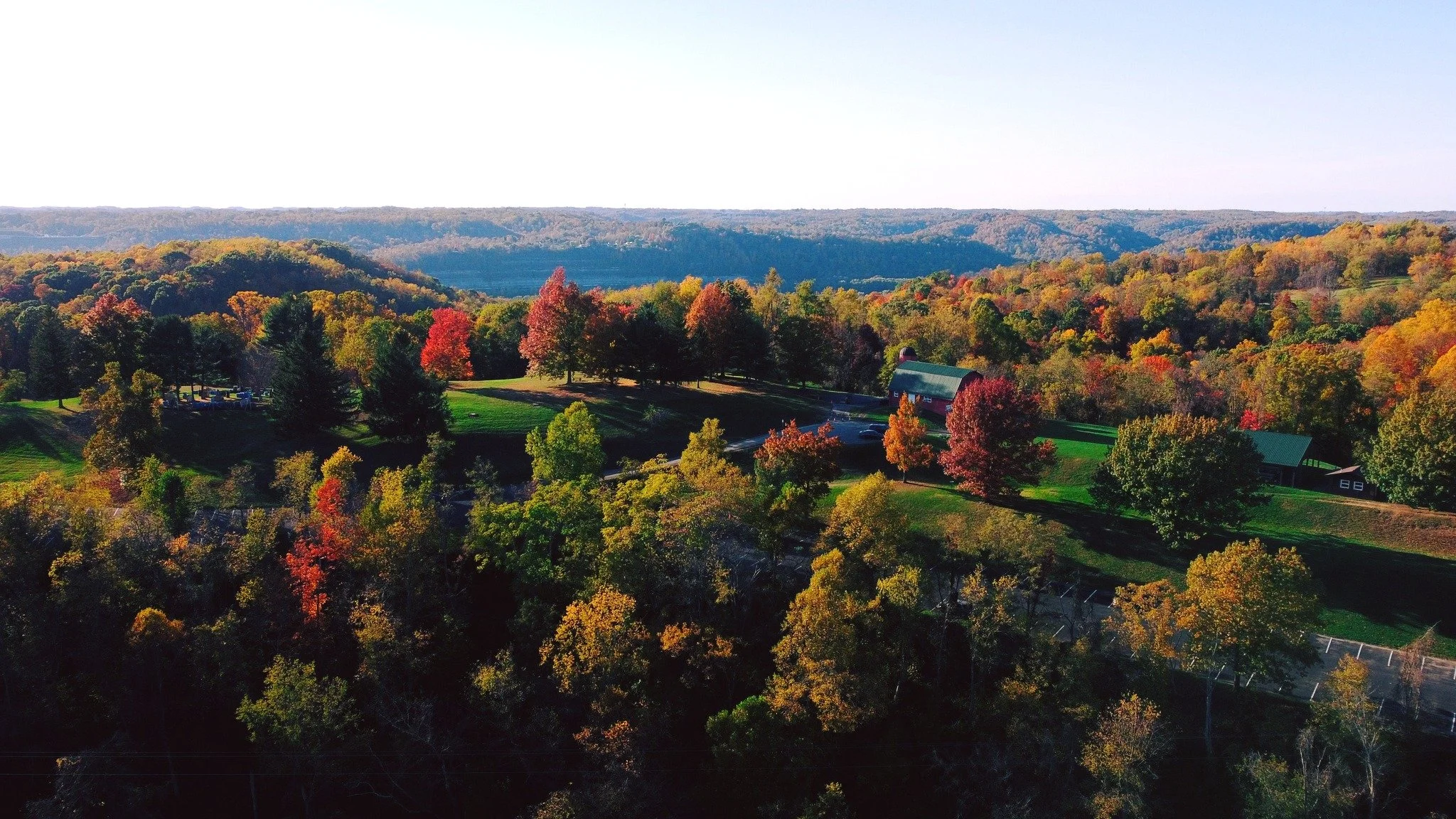 Happy First Day of Fall 🍂😍

Come explore our beautiful fall foliage this season on a weekend getaway to Moundsville, West Virginia! Plan your visit at VisitMoundsville.com 📌 

#VisitMoundsville #MoundsvilleWV #WestVirginia #AlmostHeaven #Fall #aut