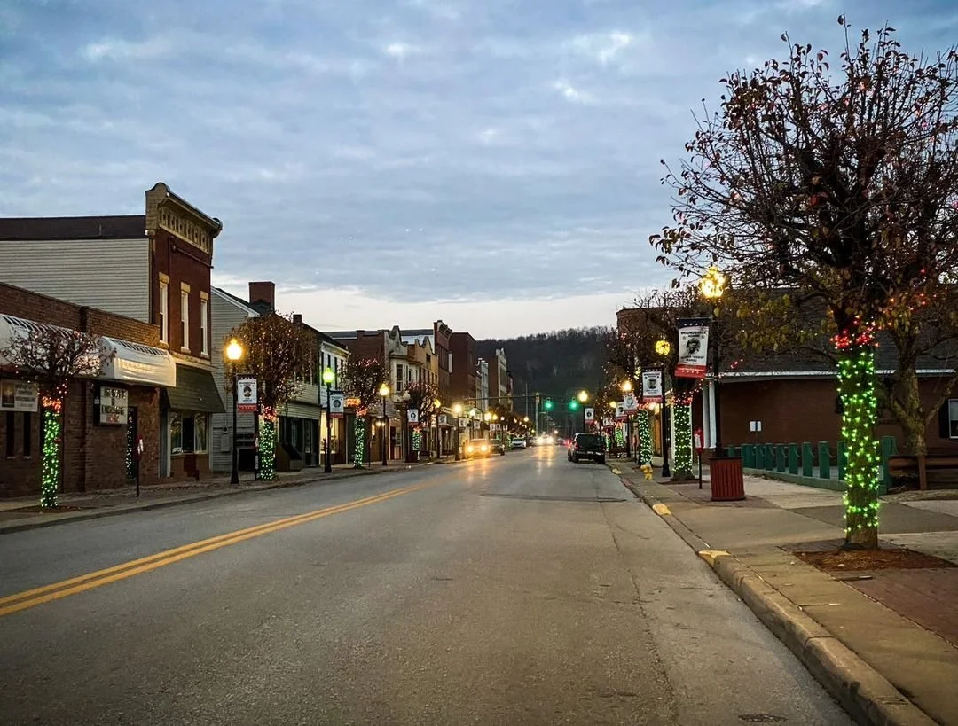 Happy Small Business Saturday! 🎁🛍️

Remember to support our small local businesses this Holiday season for all your gift giving needs! Check out our businesses along Jefferson Avenue in Moundsville for some great deals this #SmallBusinessSaturday ?