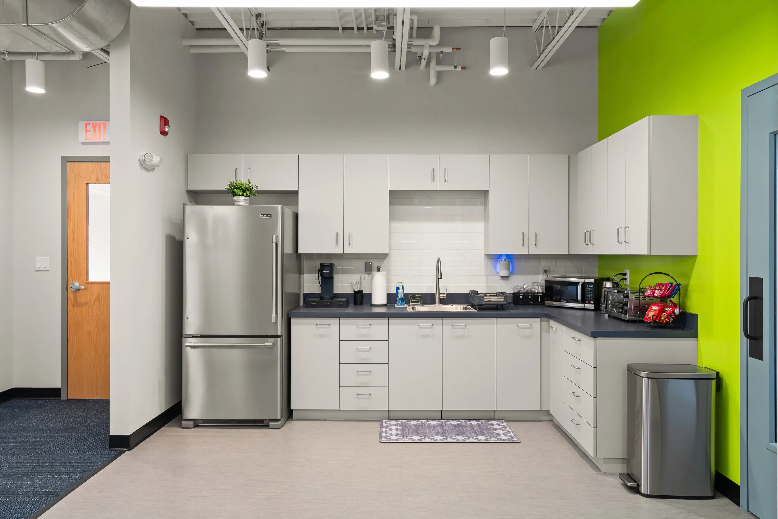 KM_A&MOffice20261006-10.jpg