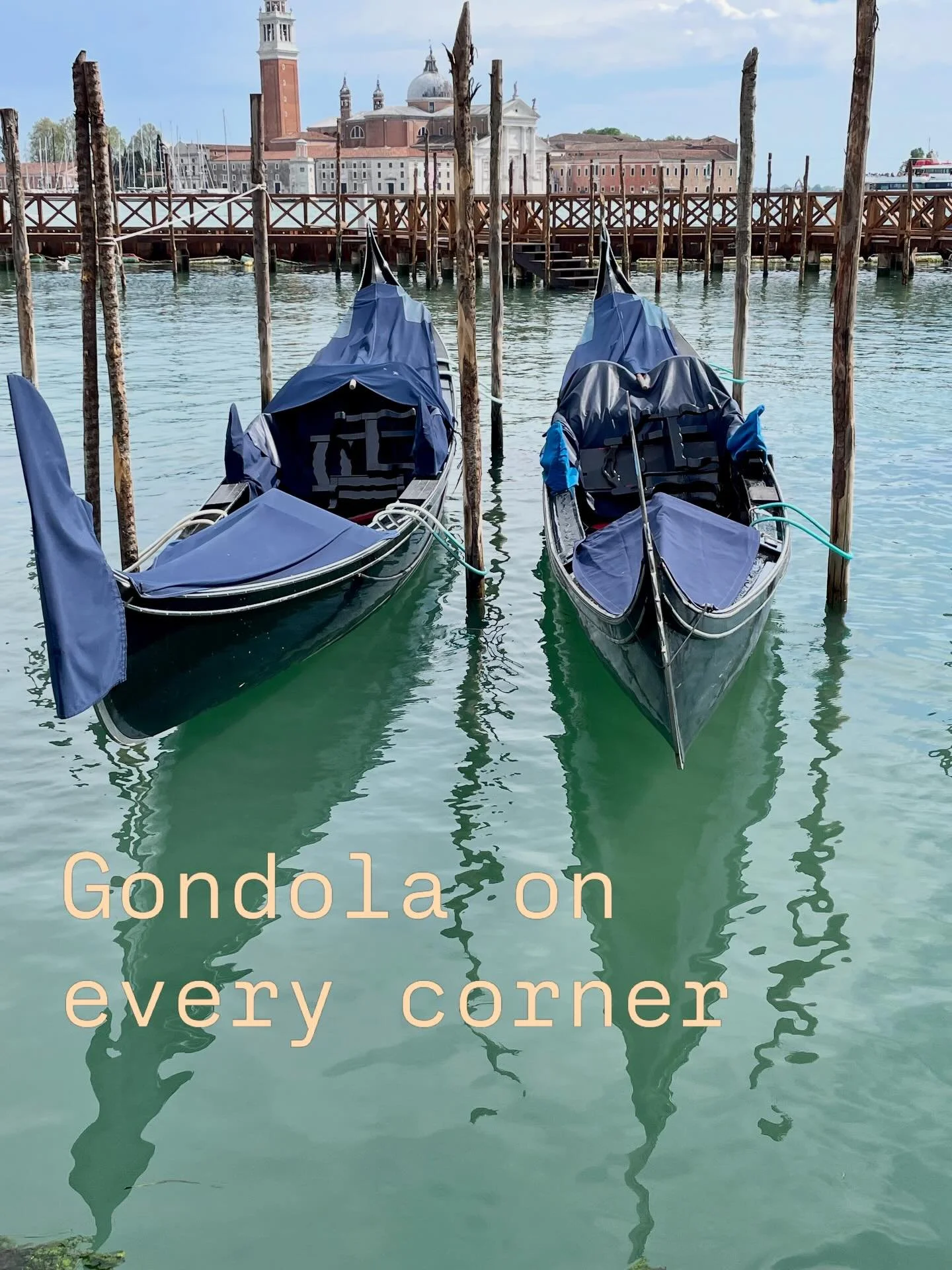 Waiting, going, they&rsquo;re everywhere. With the jolly goodliers in the stripes and straw hats, the canals are busy. What a way of life, it&rsquo;s like no other. 
#italy
#venicecanals 
#wanderinginitaly 
#janparkart
#strawhats