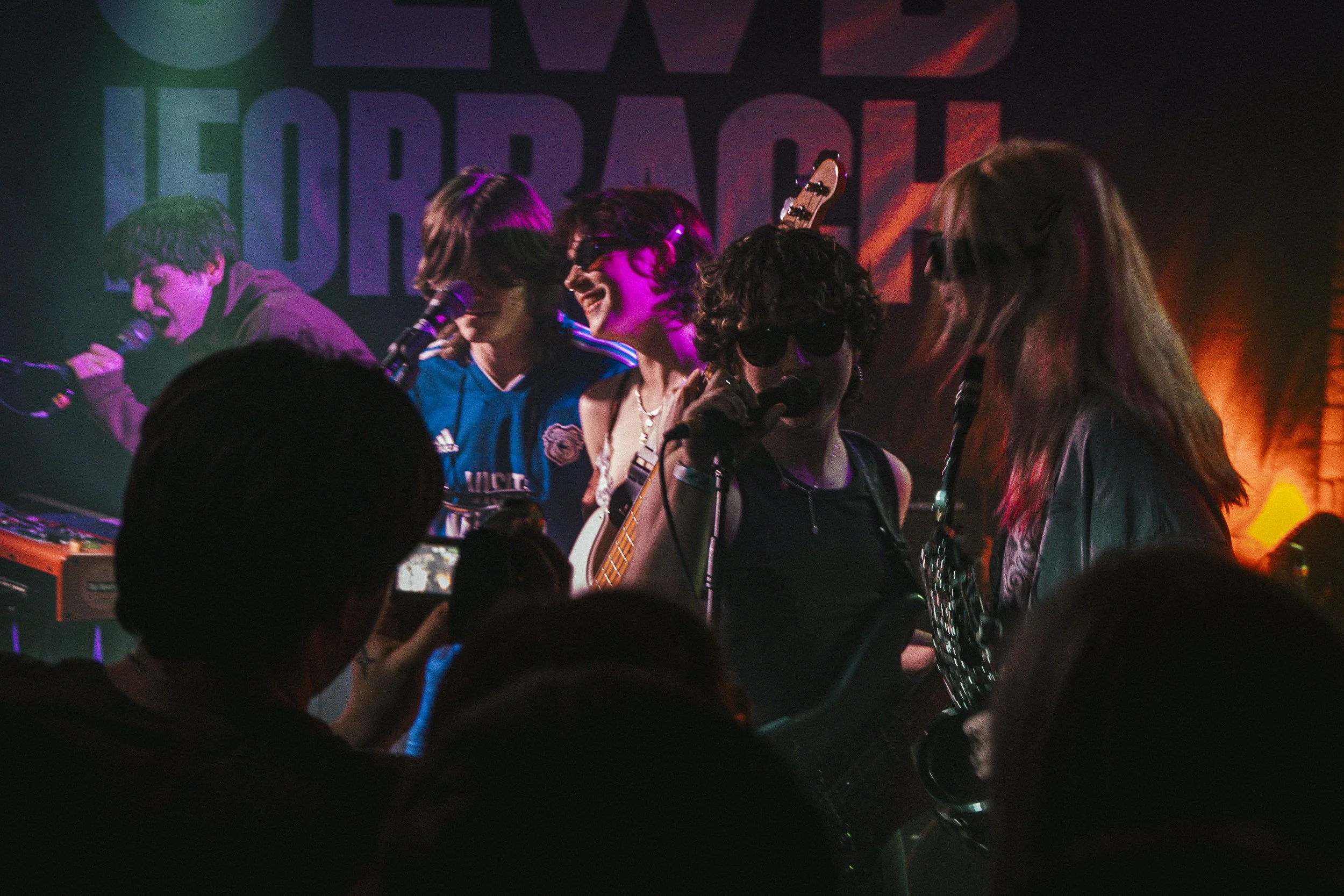 casual smart clwb ifor bach-3.jpg