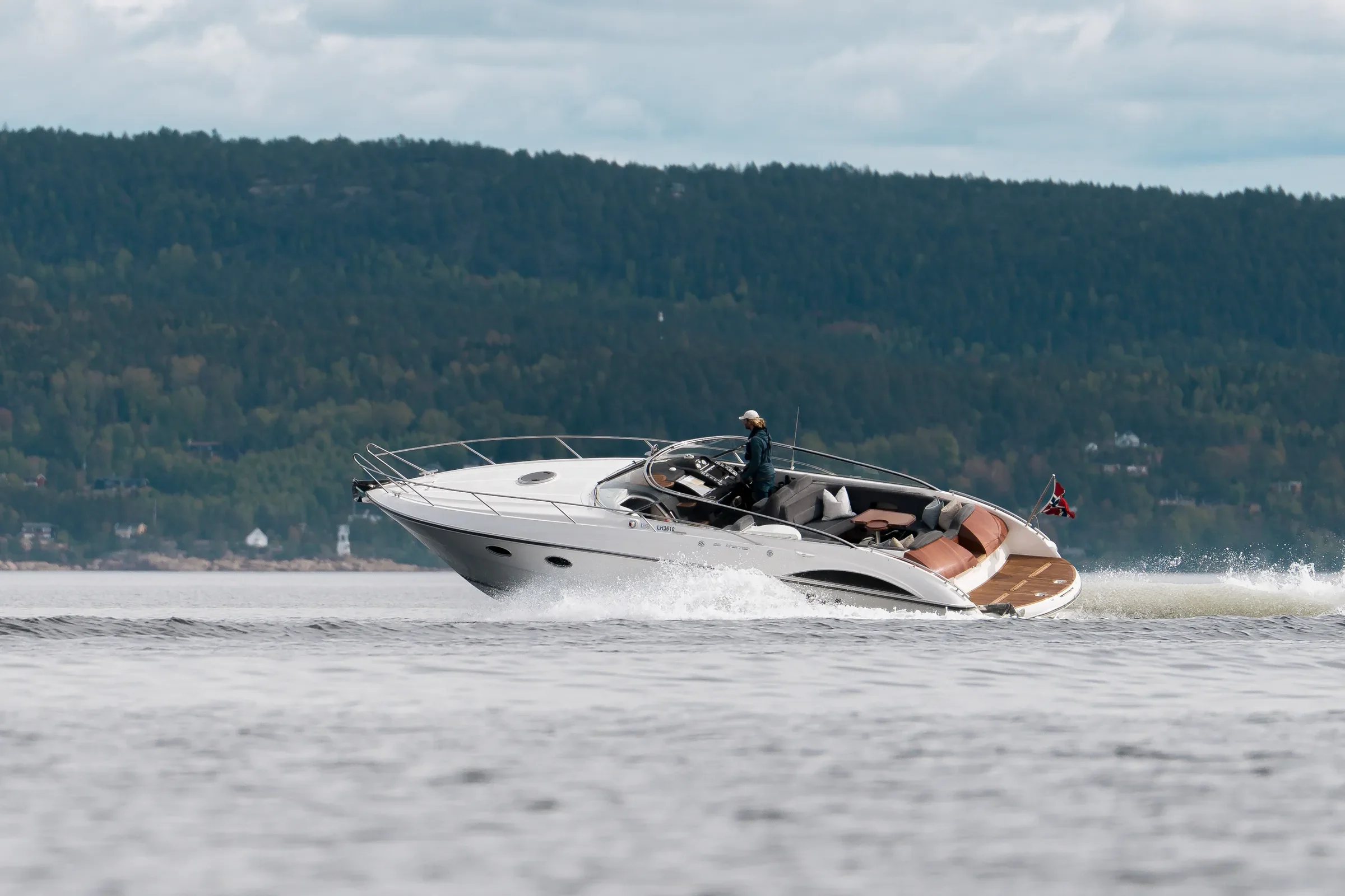 Windy 35 Khamsin 2008 740HP 2x Volvo-50_web.webp