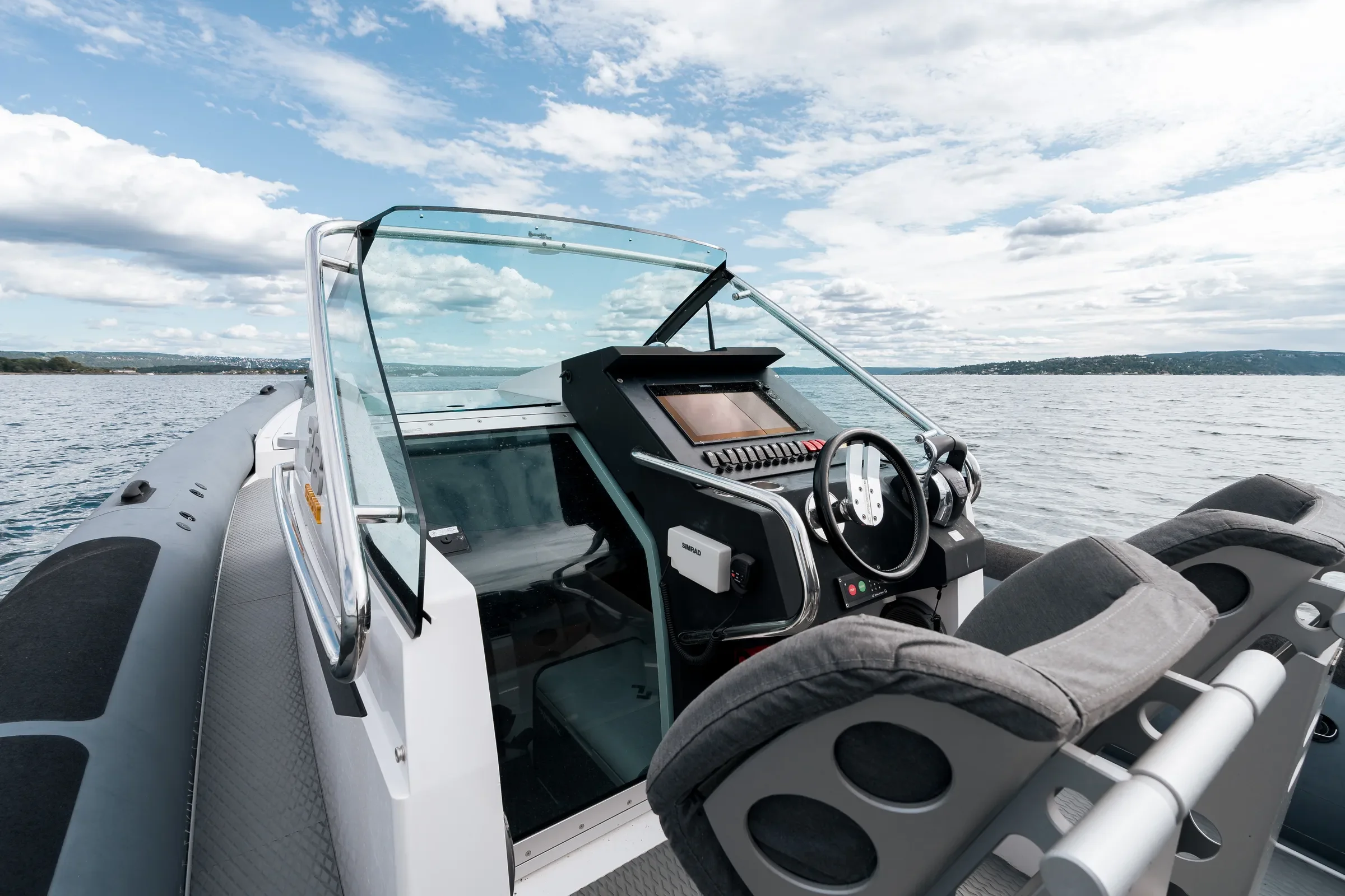 Goldfish 38 SuperSport 2x Mercury TDI V8 370HP-9_web.webp