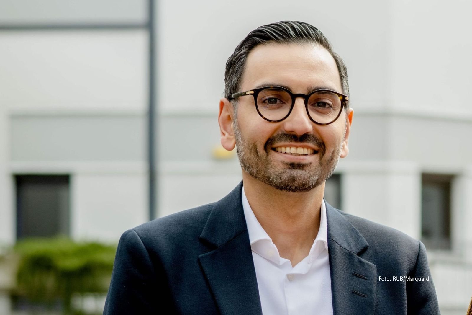 Moderation: Rassismus&nbsp;– was muss ich wissen? Was kann ich tun? Antworten von Prof. Karim Fereidoon