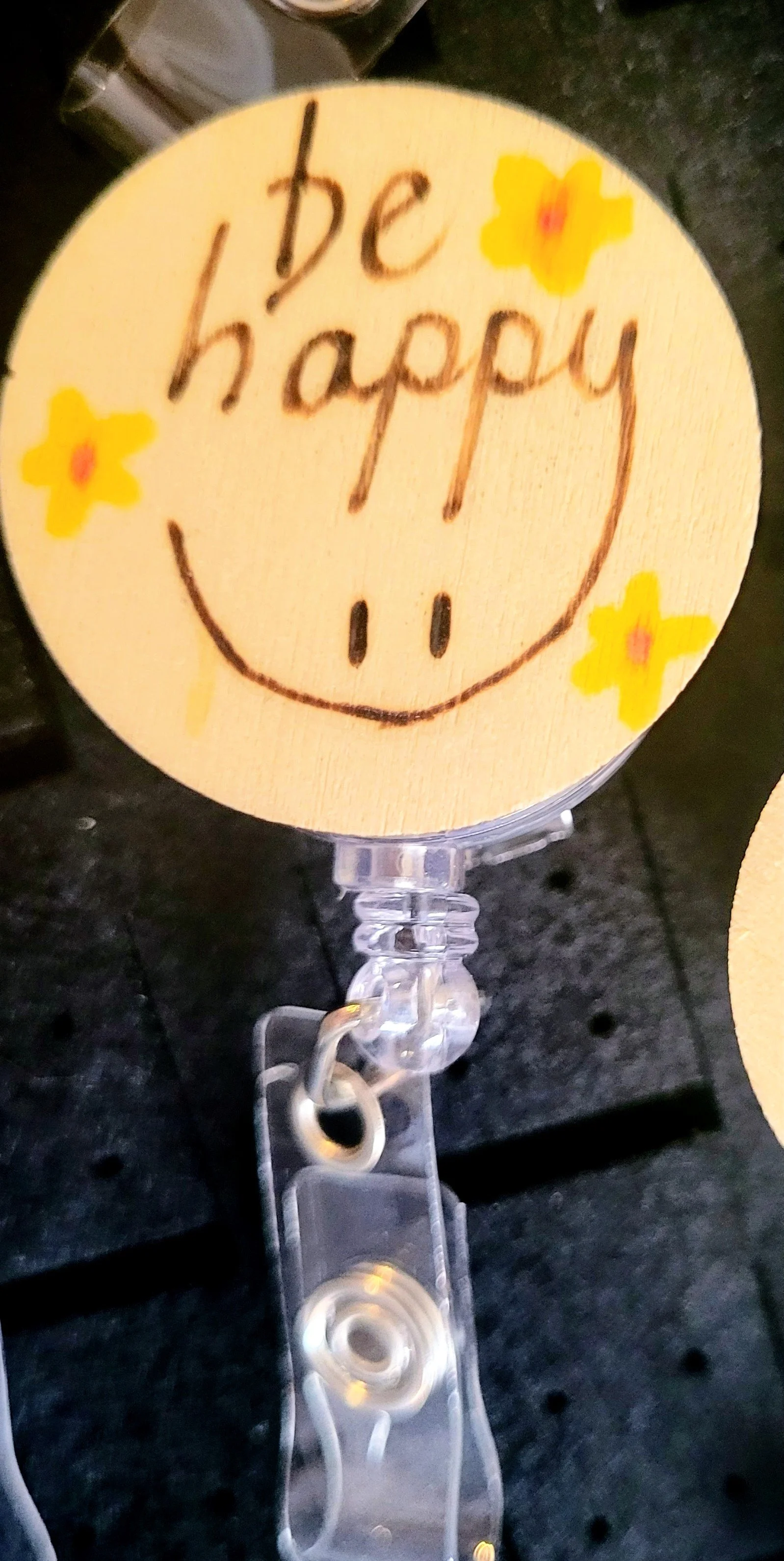 #810 be happy smile badge reel