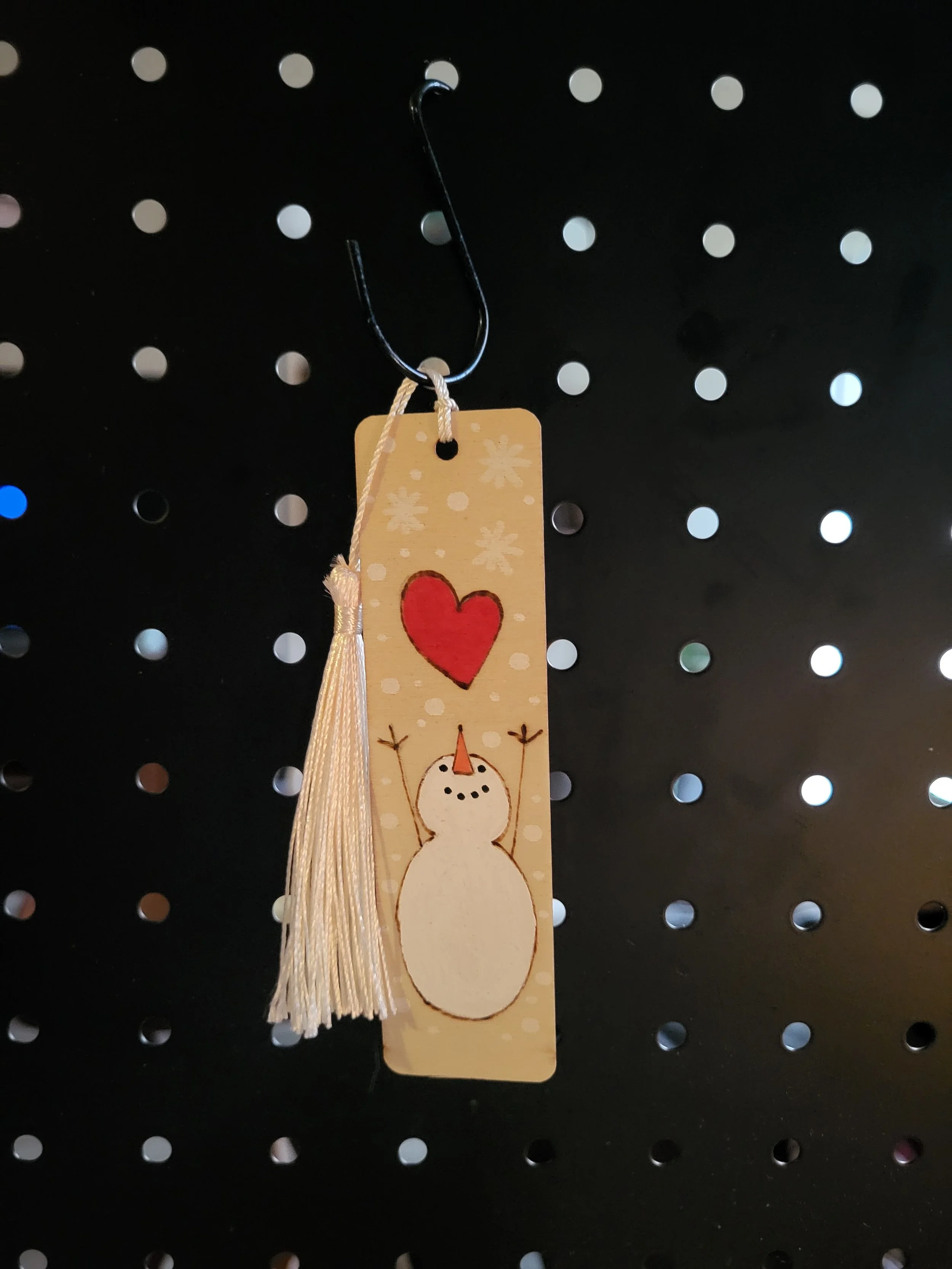 #209 heart snowman bookmark