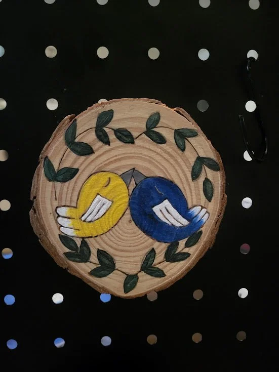 #98 yellow and blue bird kiss magnet