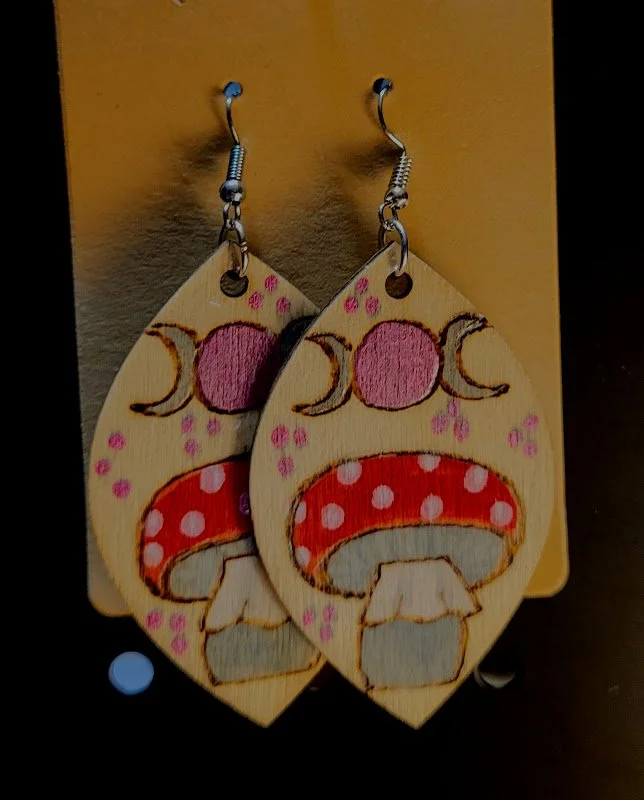 #150 mushroom with moon phases