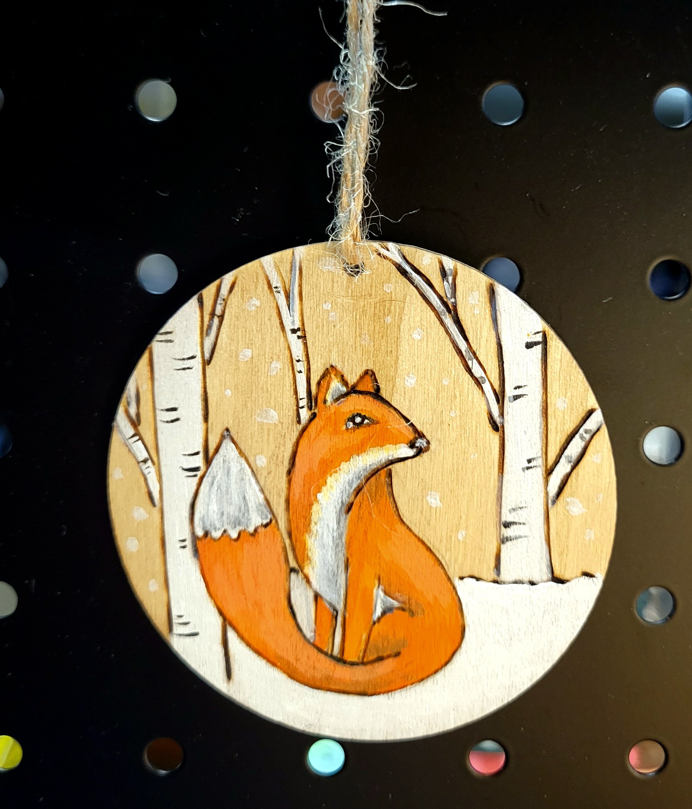 #52-fox in snow ornament