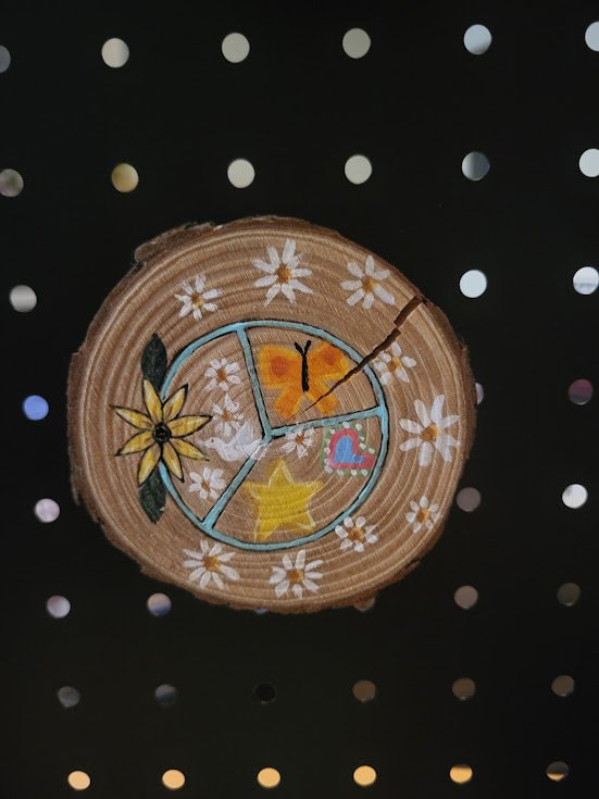 #91 peace sign with flowers magnet