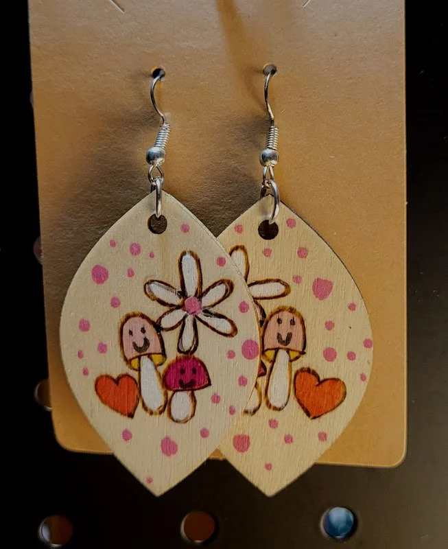#135 little happy mushrooms earrings