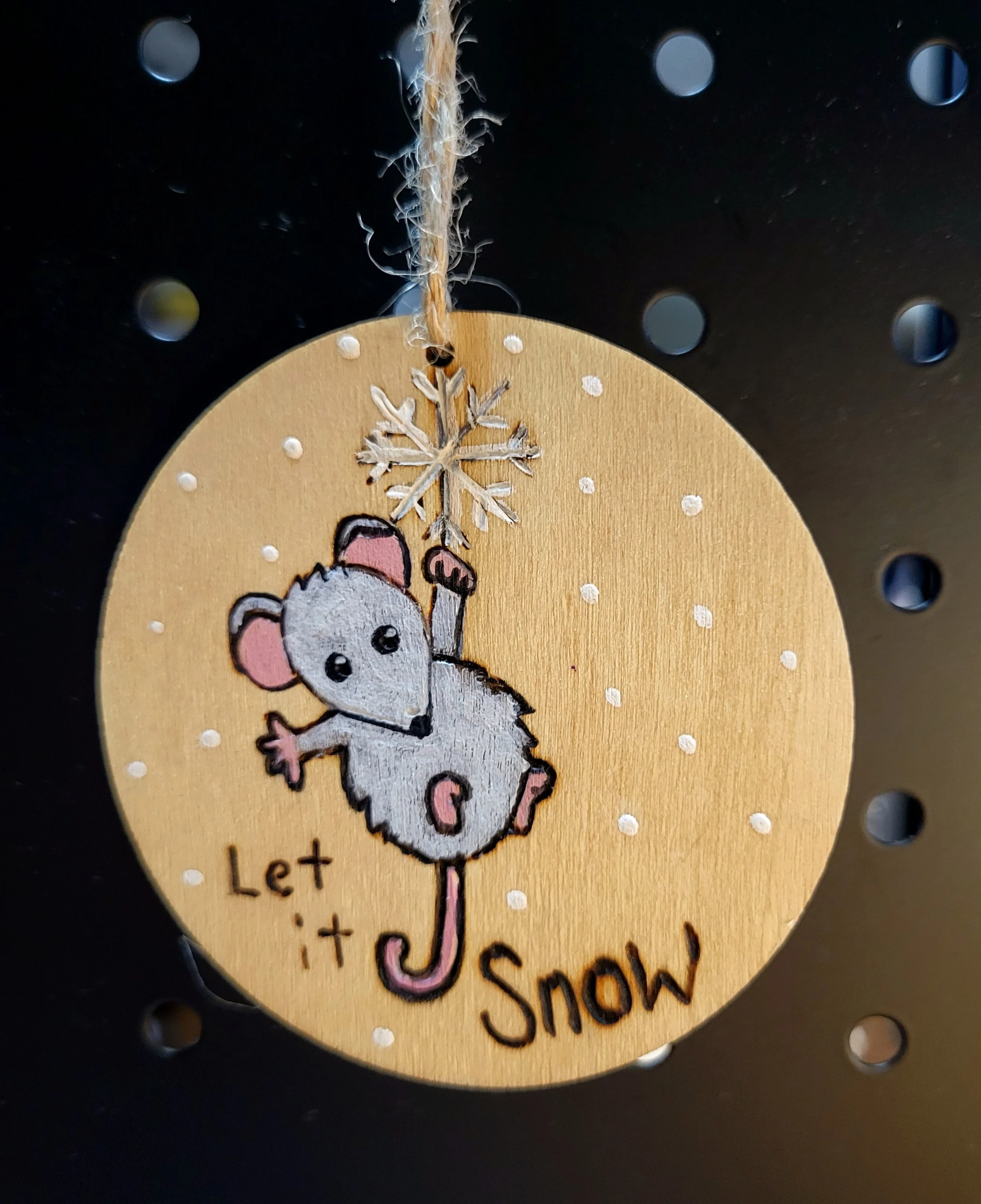#61-hanging mouse ornament