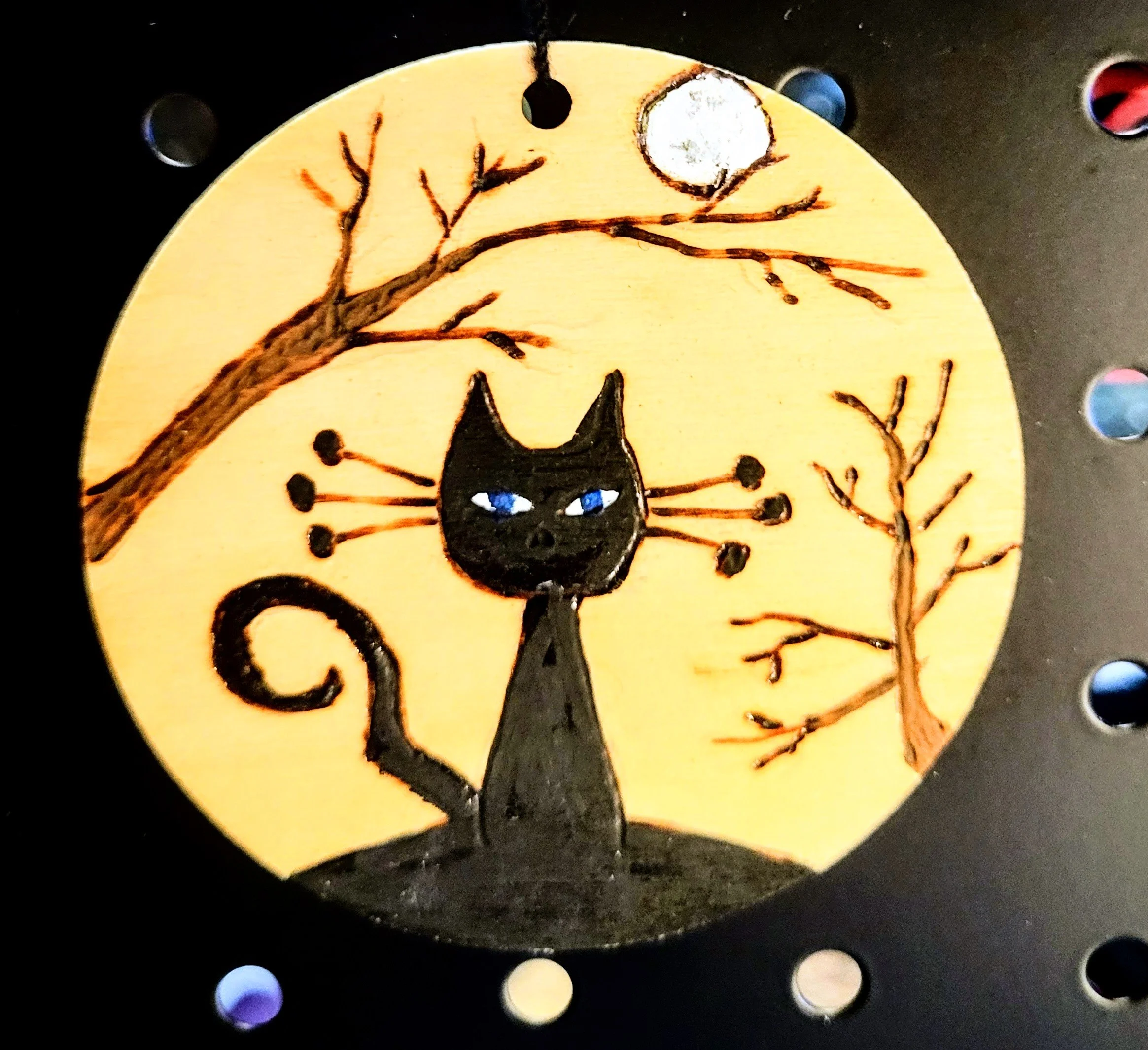 Spooky kitty ornament