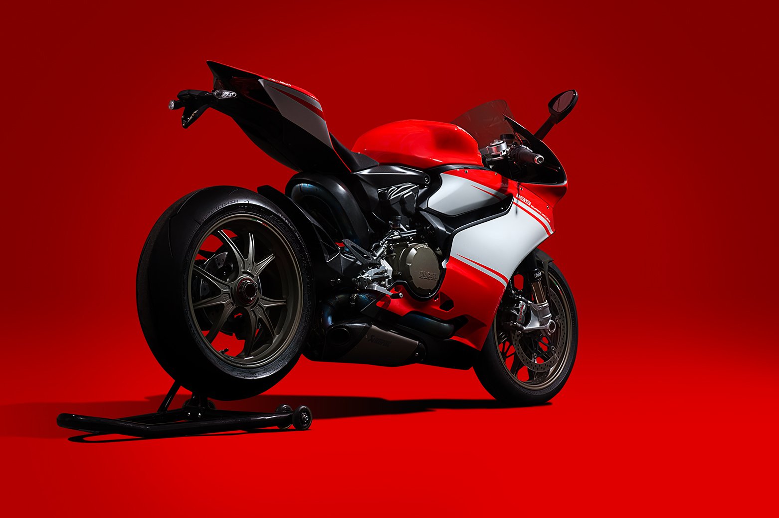 1199Superleggera_D4J7976-3.jpg