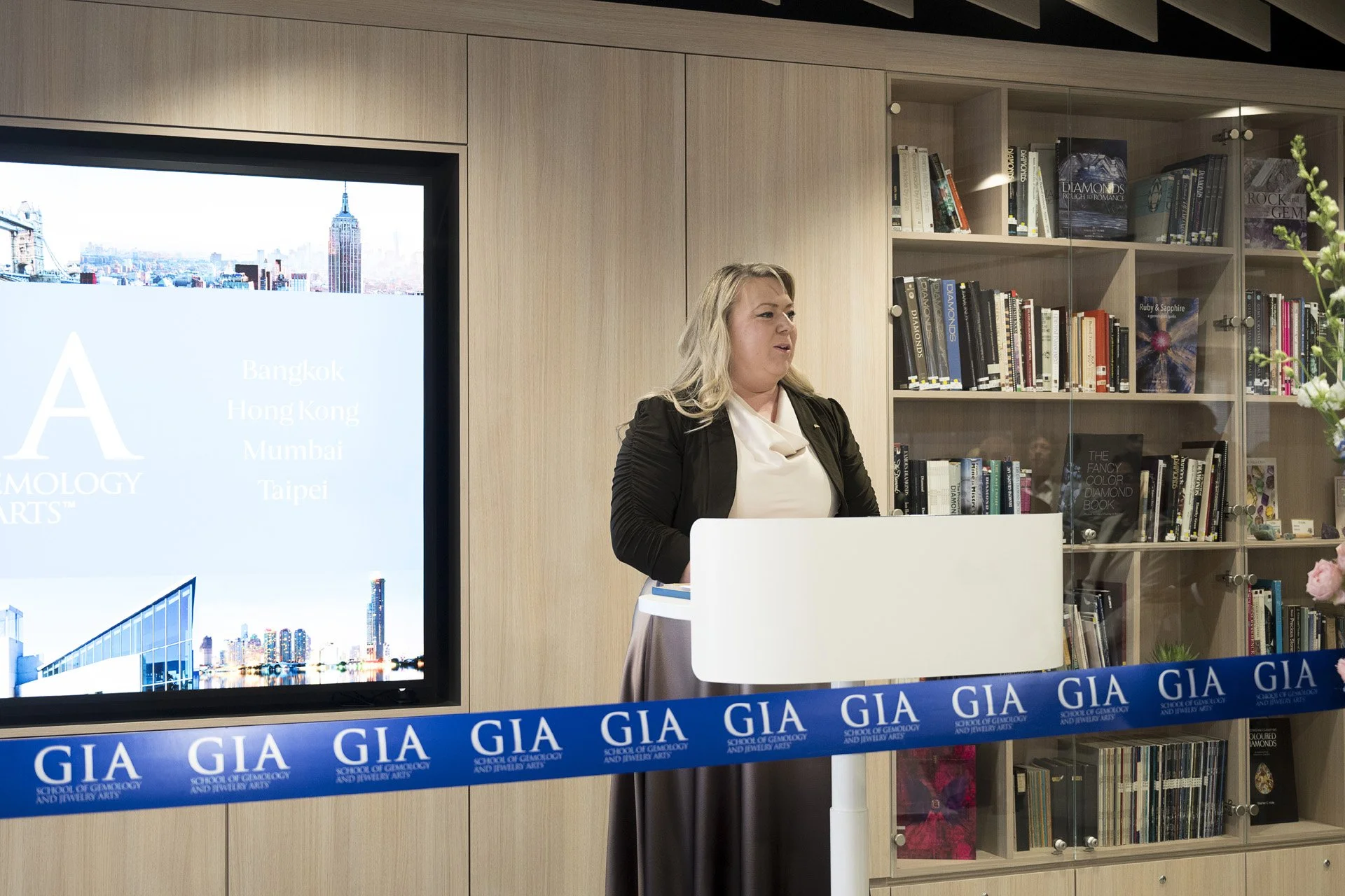 053_GIA_OpeningDayOct26_DSC_0828LR.jpg