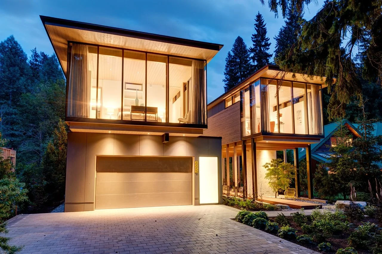 Exterior Finishing Crabapple Home (Copy)