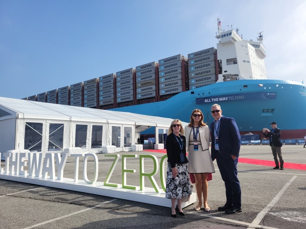 PMSA had the privilege of attending the Maersk naming ceremony at POLA for their newest green fleet vessel, &ldquo;Alette.&rdquo; 🌱🚢The dual-fueled methanol container ship is not only impressive but still has that fresh-off-the-line scent! Huge sho