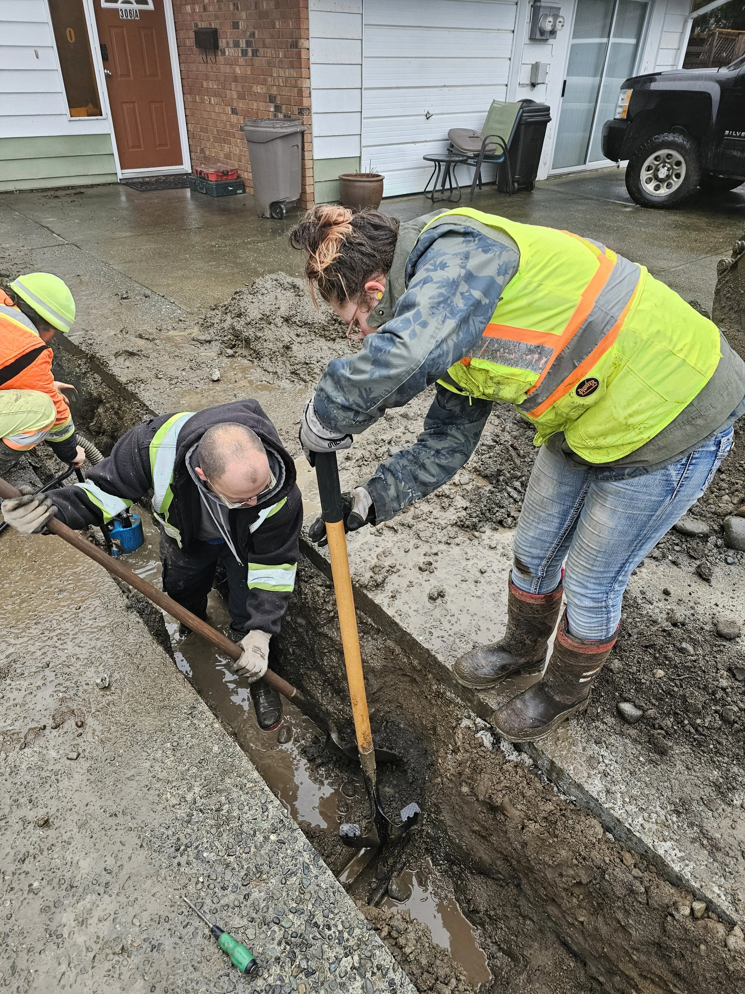 About Us — Mr. Mini Dig